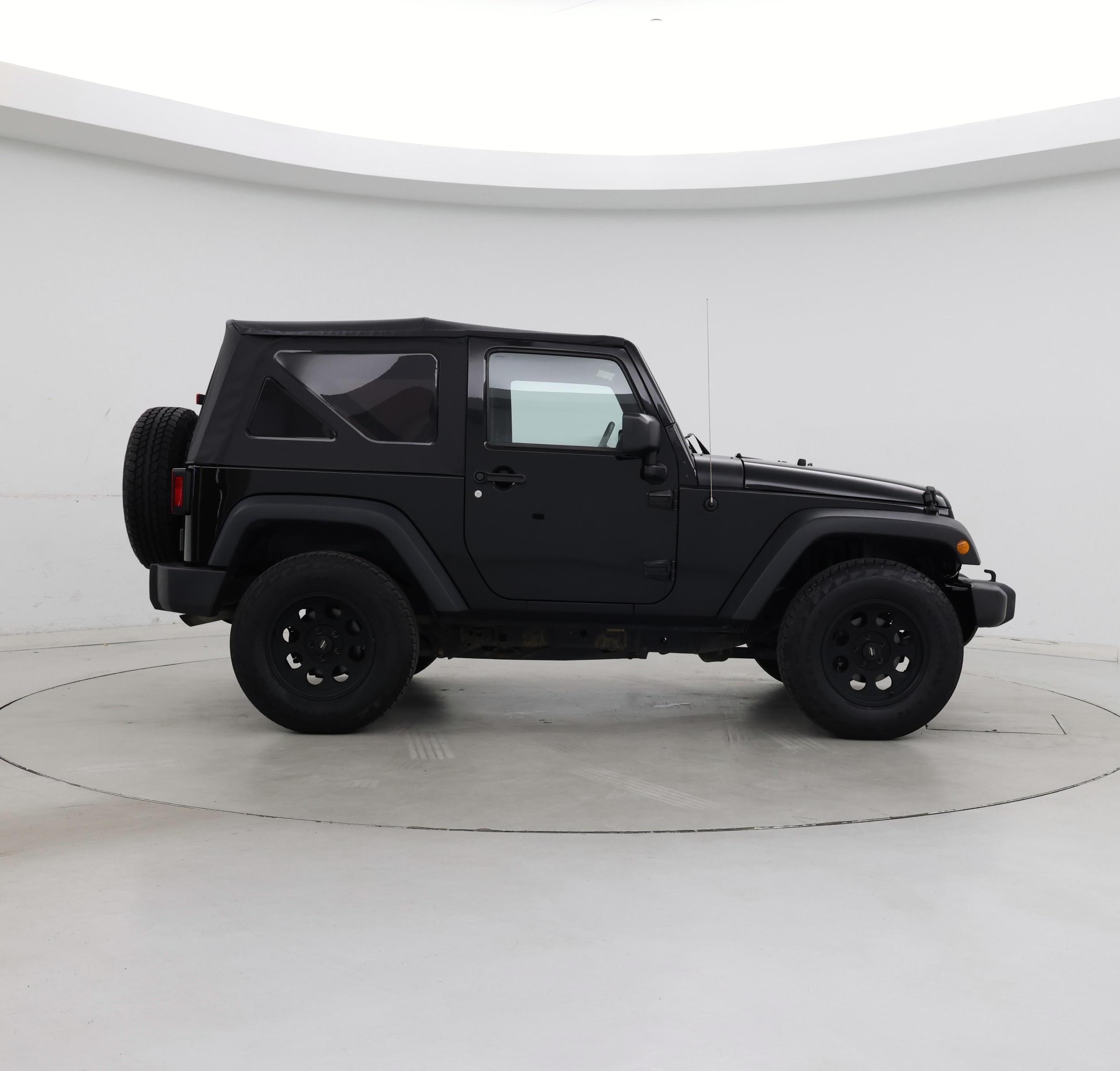 Thumbnail: 2015 Jeep Wrangler - 7