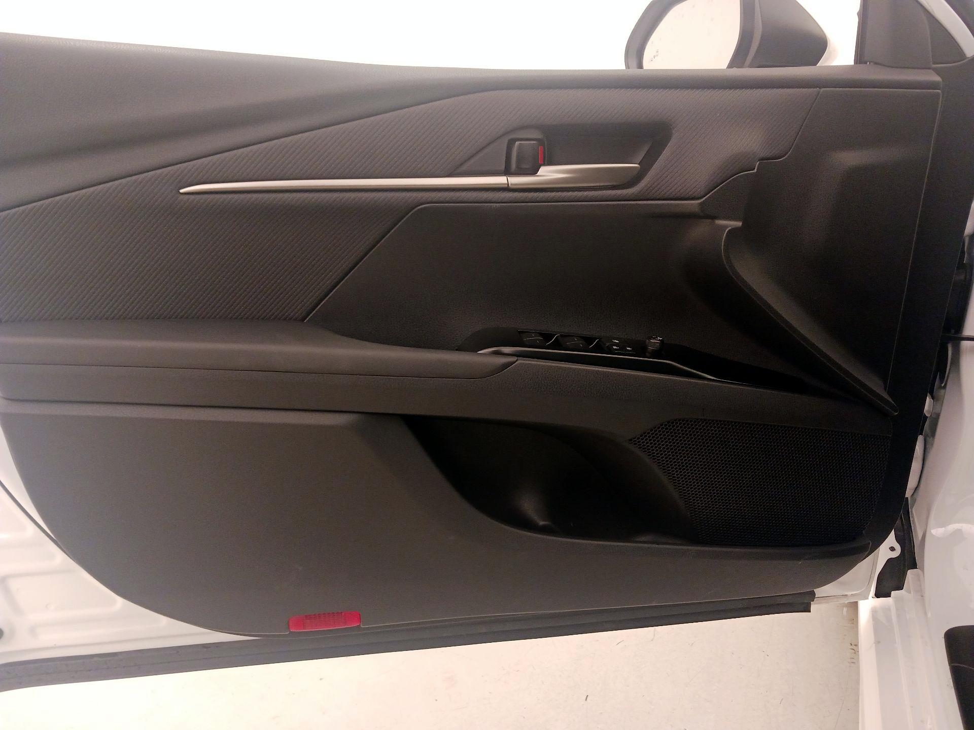 Thumbnail: 2026 Toyota Camry - 12