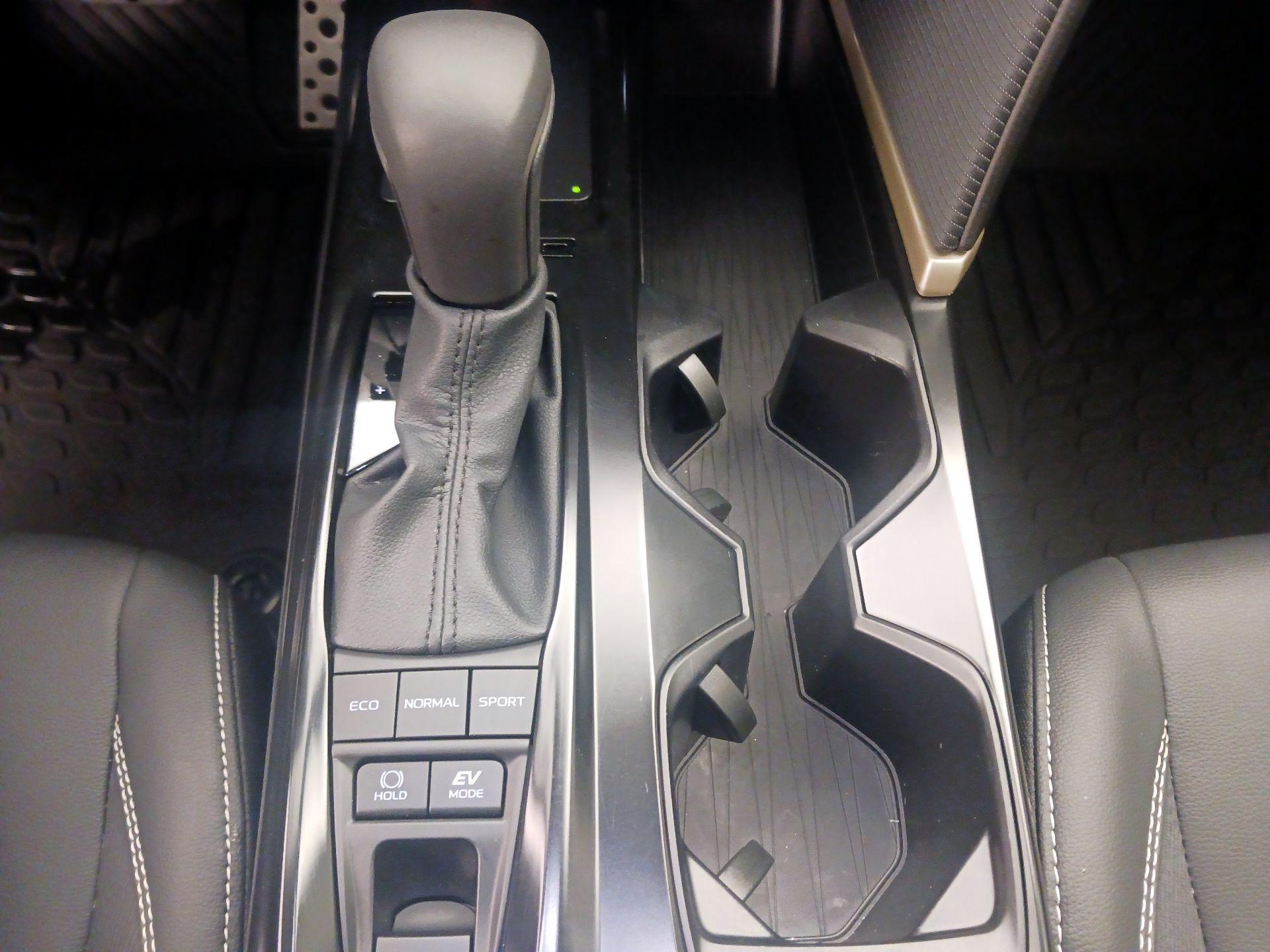 Thumbnail: 2026 Toyota Camry - 17