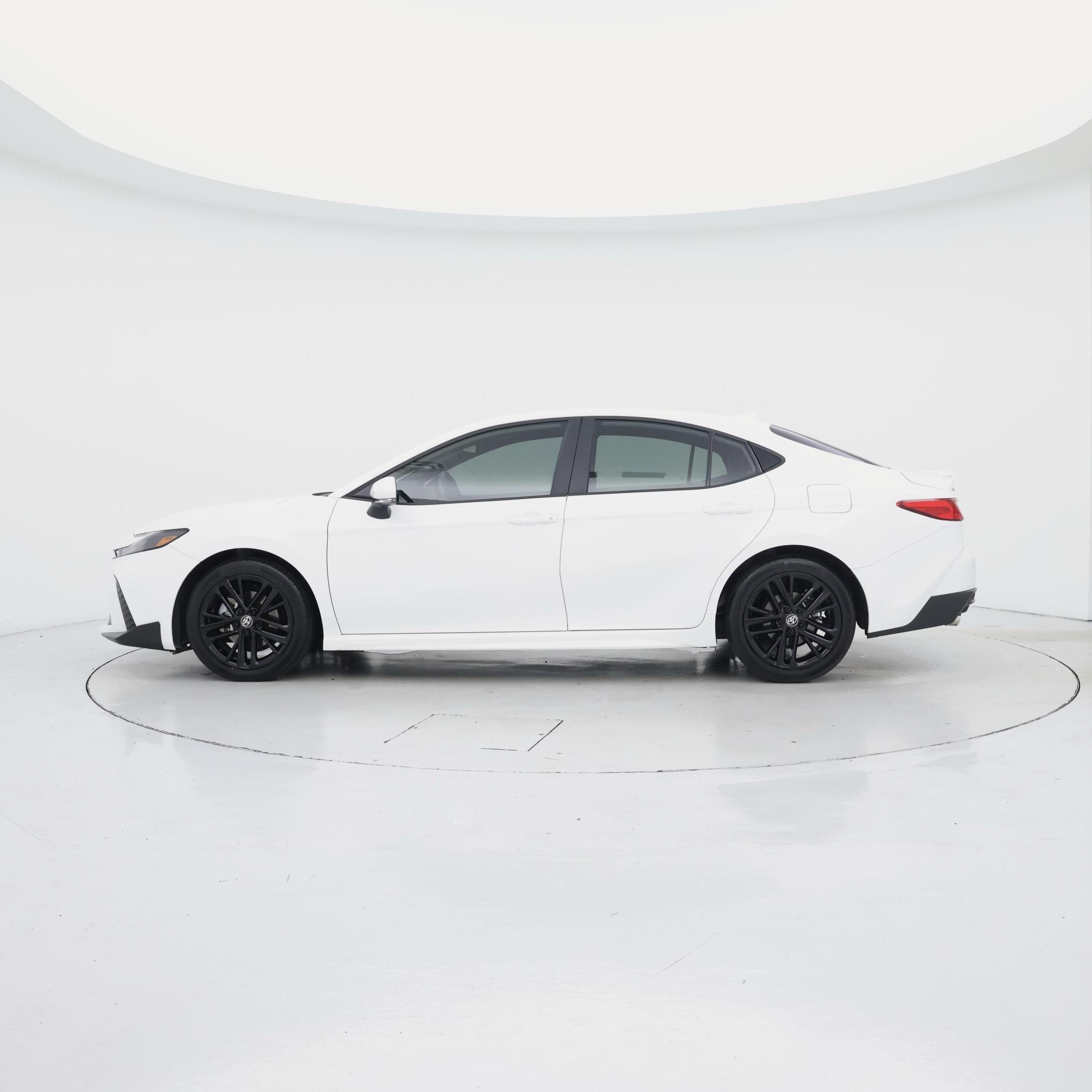 Thumbnail: 2026 Toyota Camry - 3