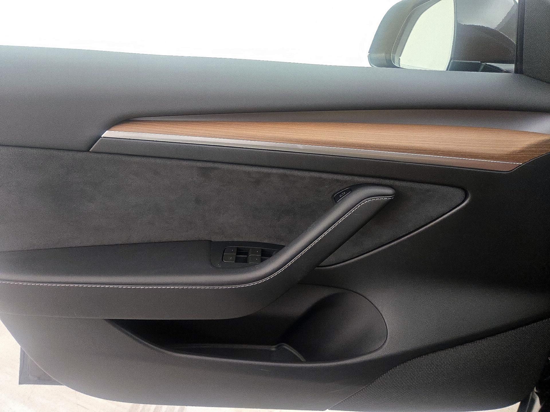 Thumbnail: 2023 Tesla Model 3 - 12