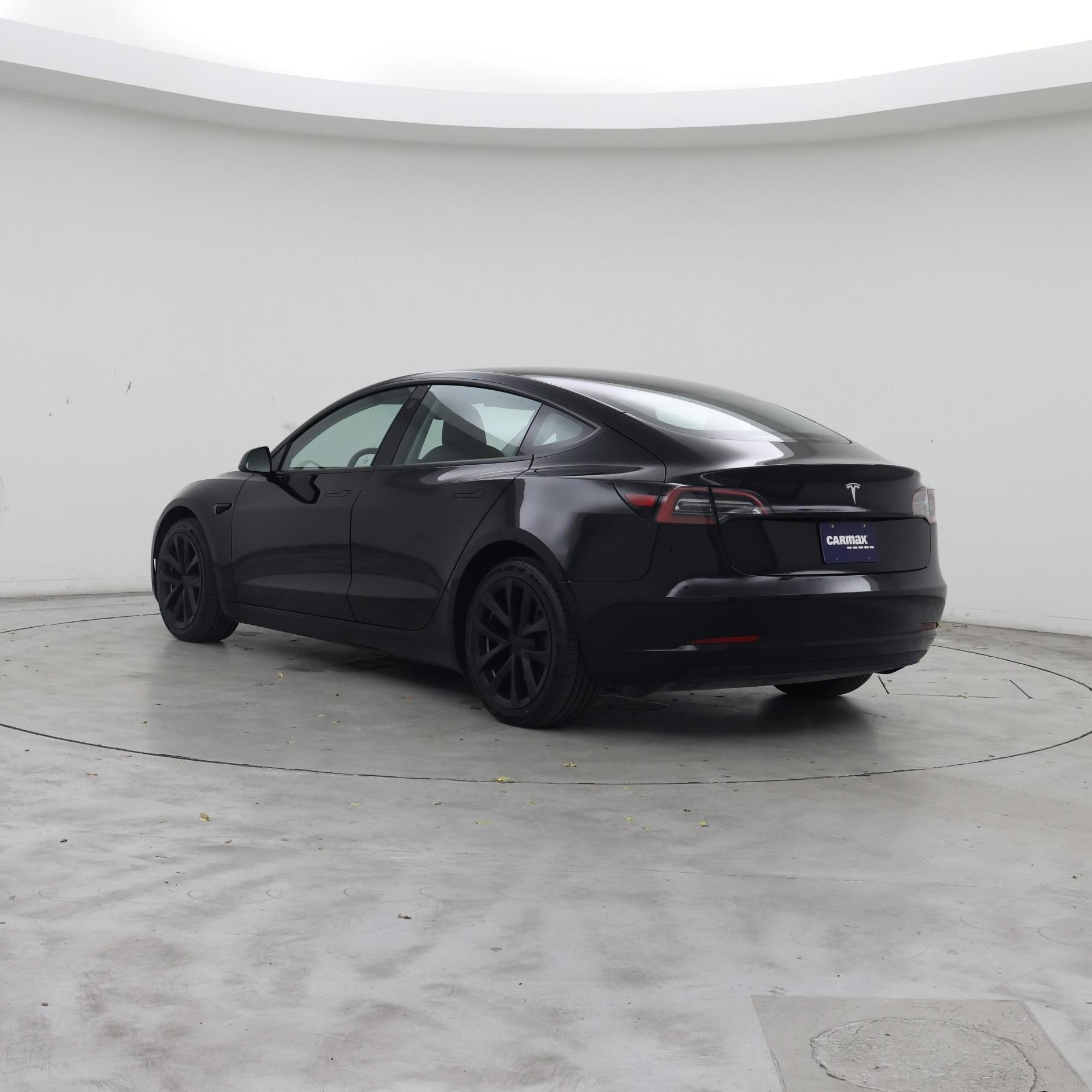 Thumbnail: 2023 Tesla Model 3 - 2