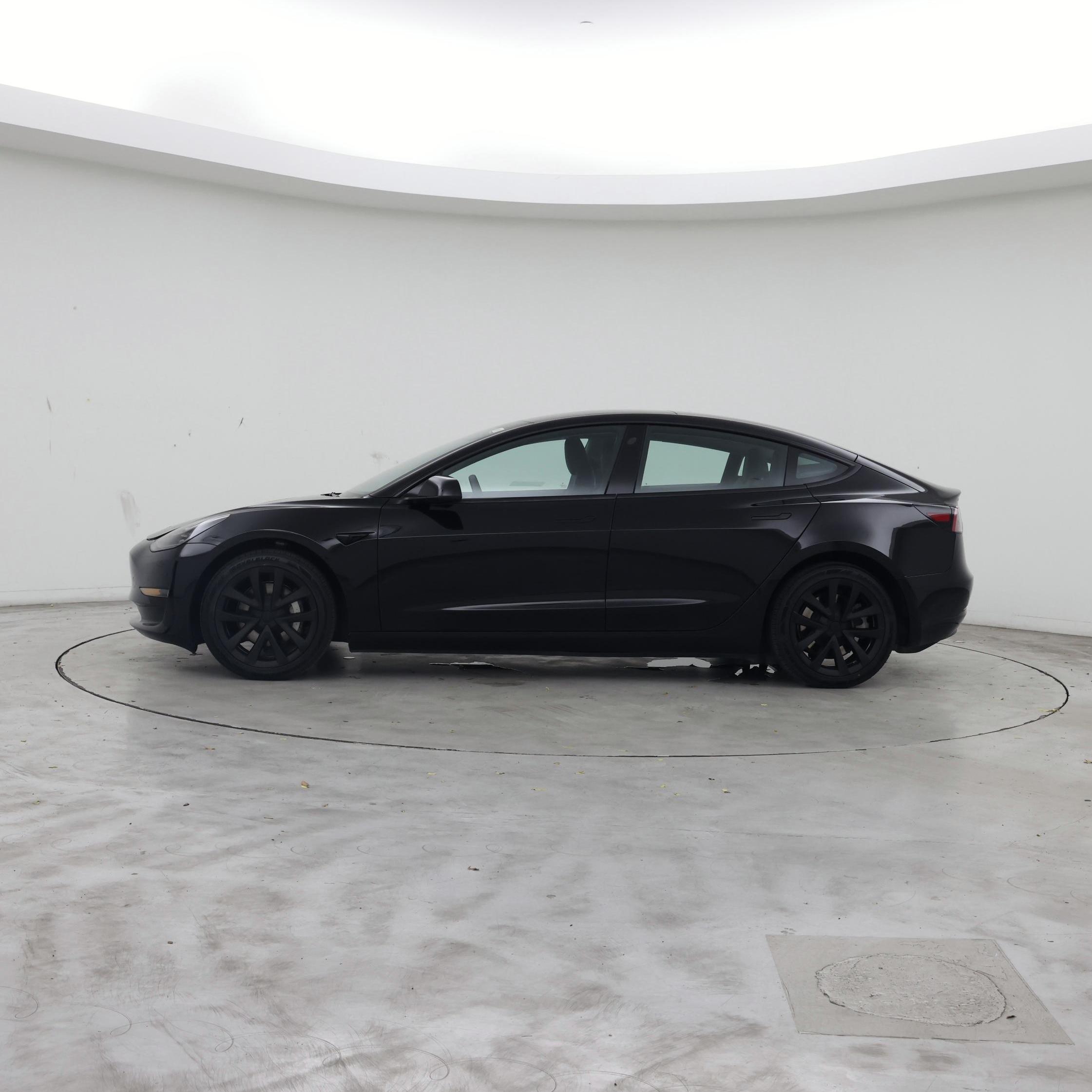 Thumbnail: 2023 Tesla Model 3 - 3