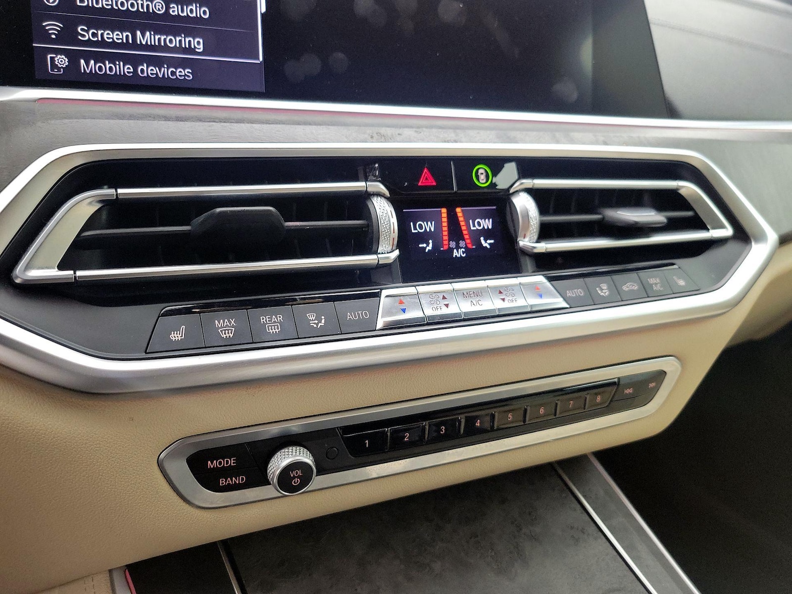 2021 BMW X5 40i - Photo 18
