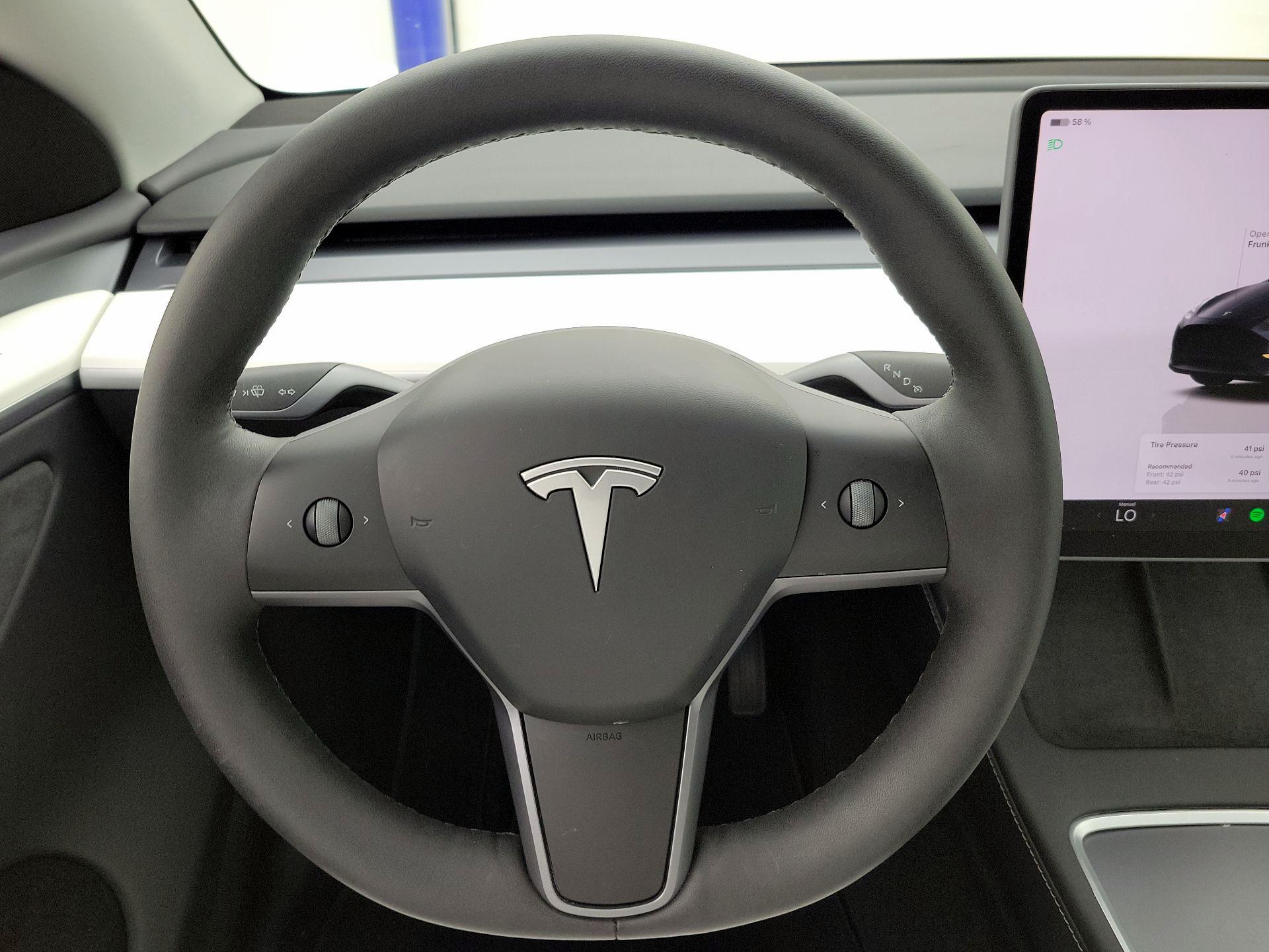 Thumbnail: 2025 Tesla Model Y - 10