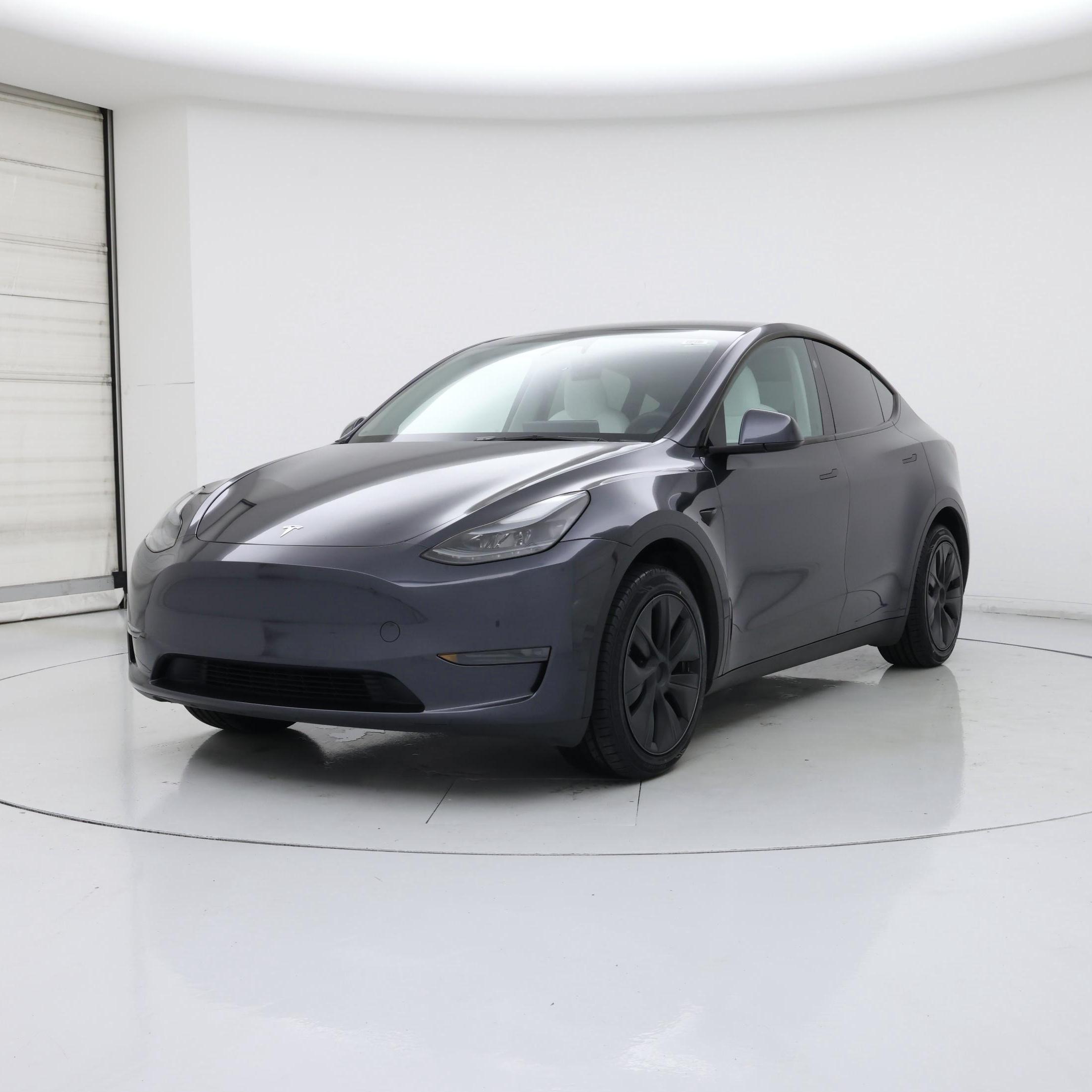 Thumbnail: 2025 Tesla Model Y - 4