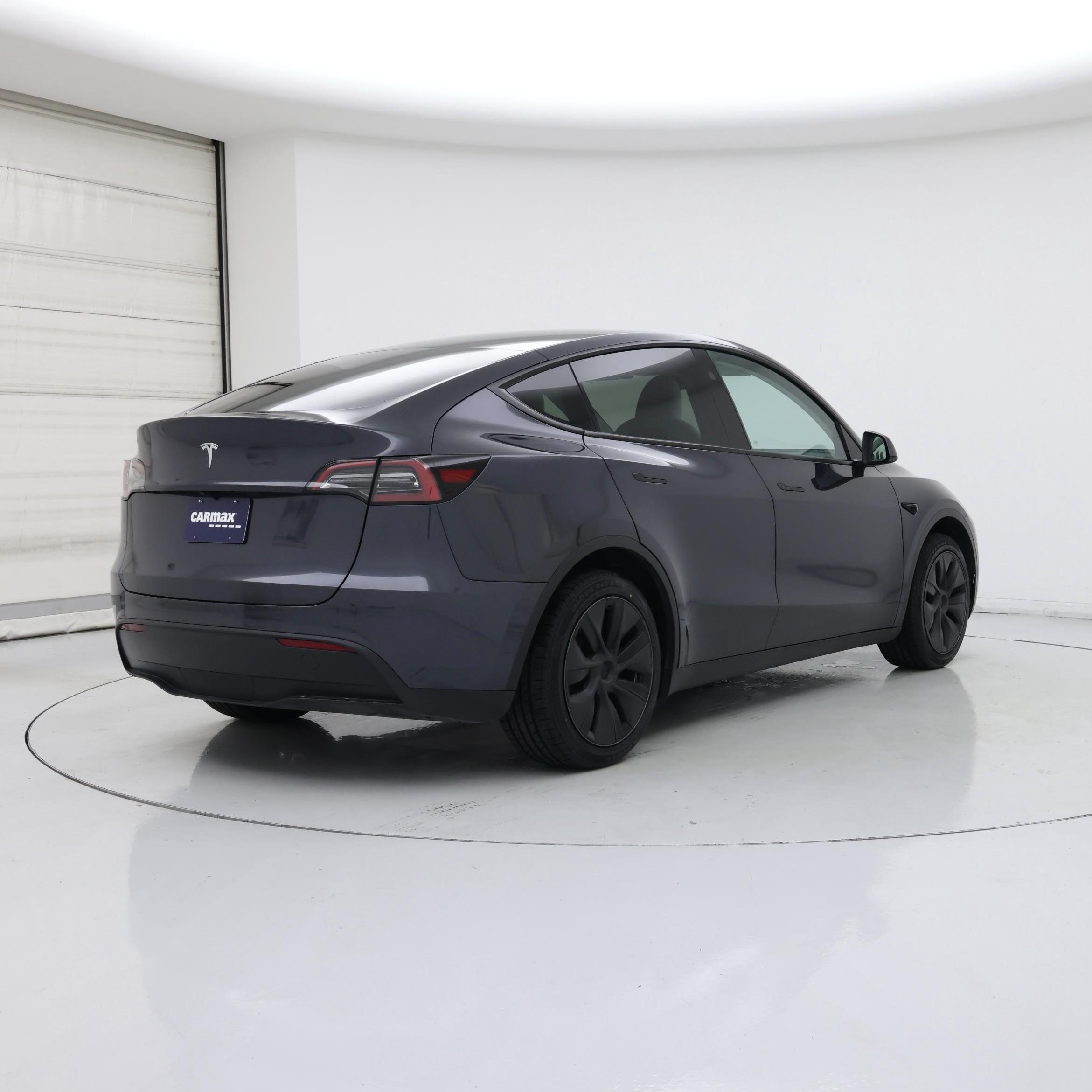 Thumbnail: 2025 Tesla Model Y - 8