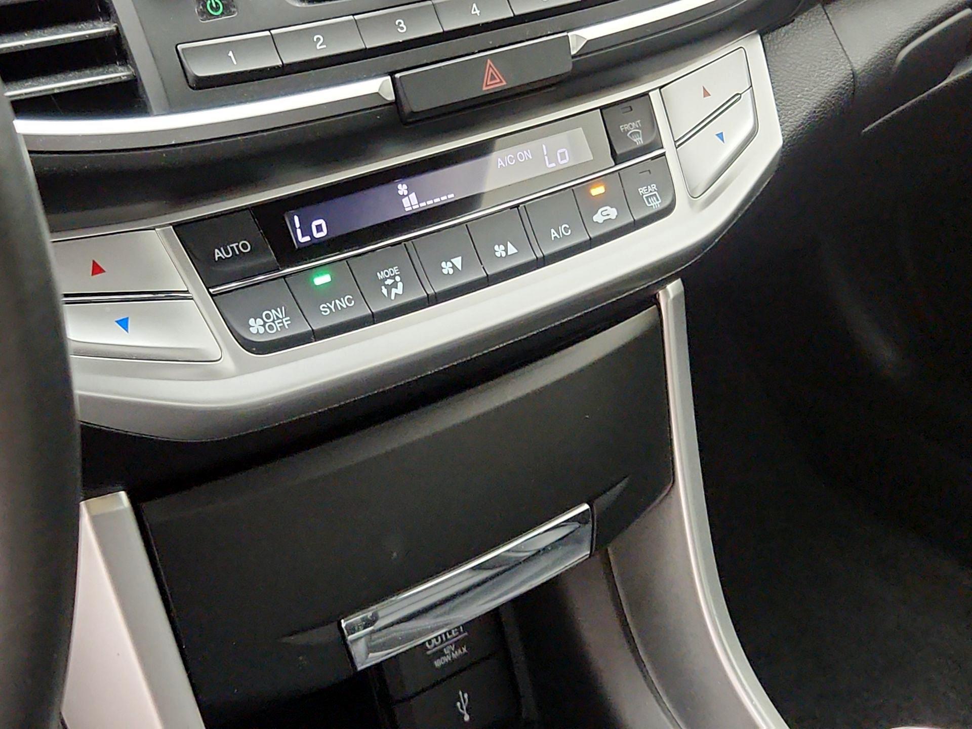Thumbnail: 2014 Honda Accord - 16