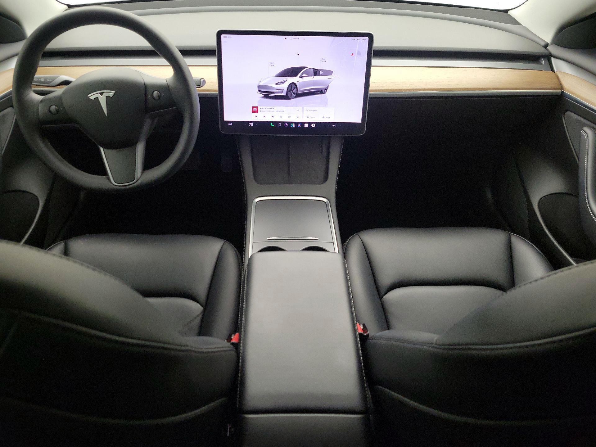 Thumbnail: 2022 Tesla Model 3 - 9
