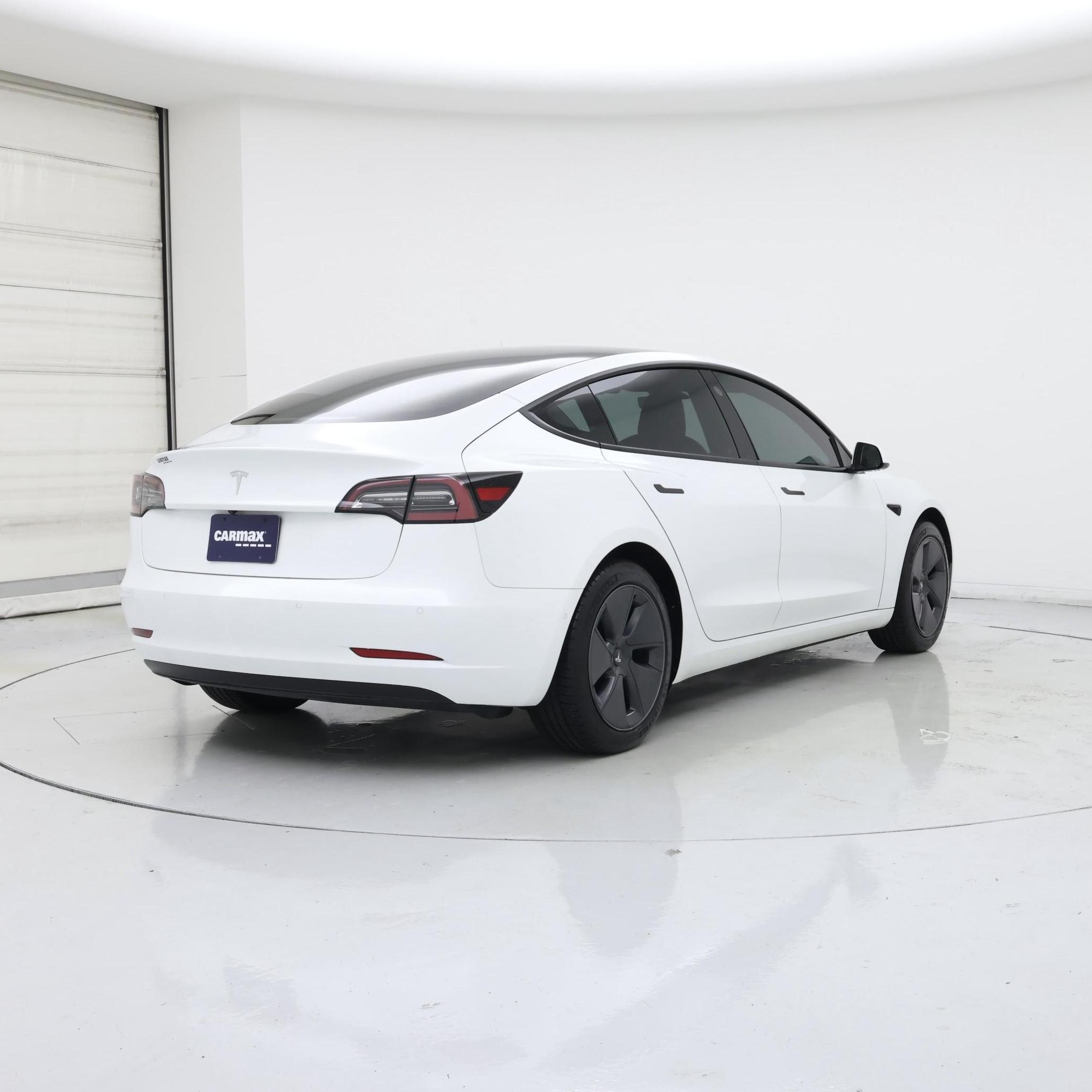 Thumbnail: 2022 Tesla Model 3 - 8