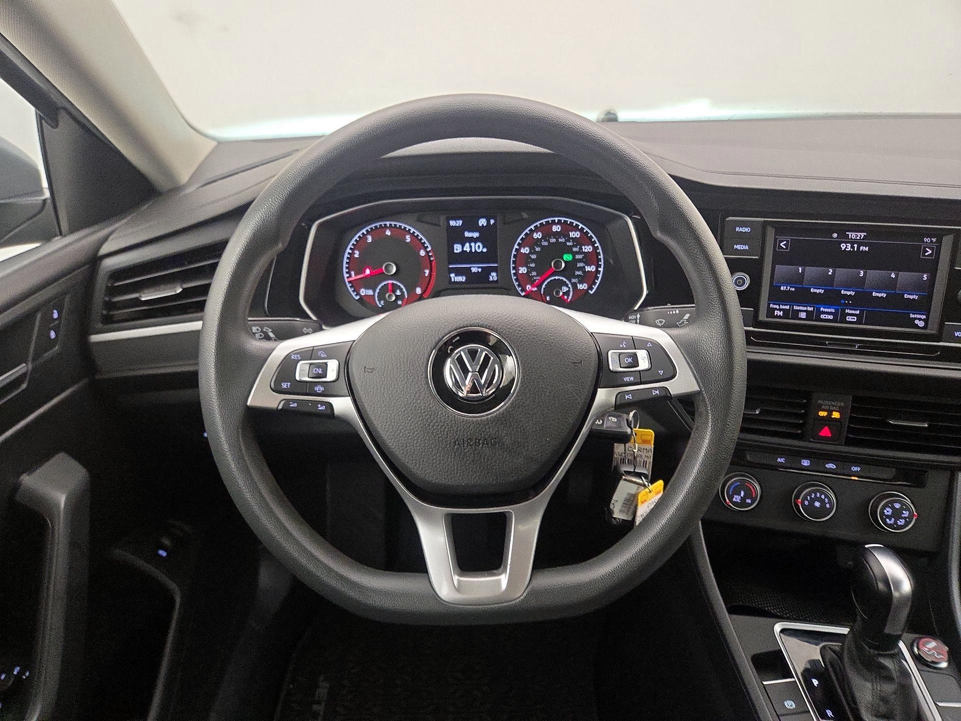 Thumbnail: 2020 Volkswagen Jetta - 10