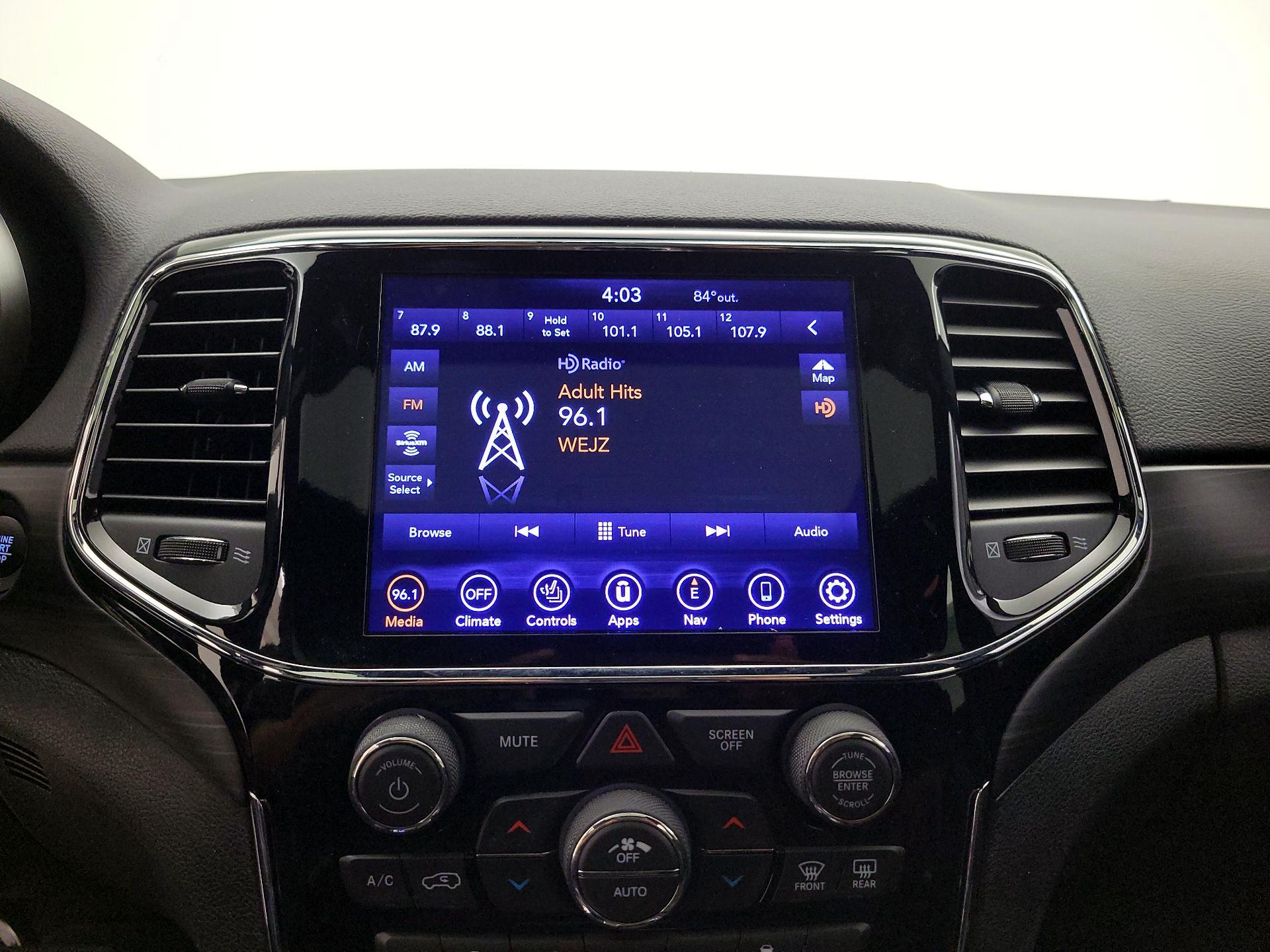 Thumbnail: 2020 Jeep Grand Cherokee - 16