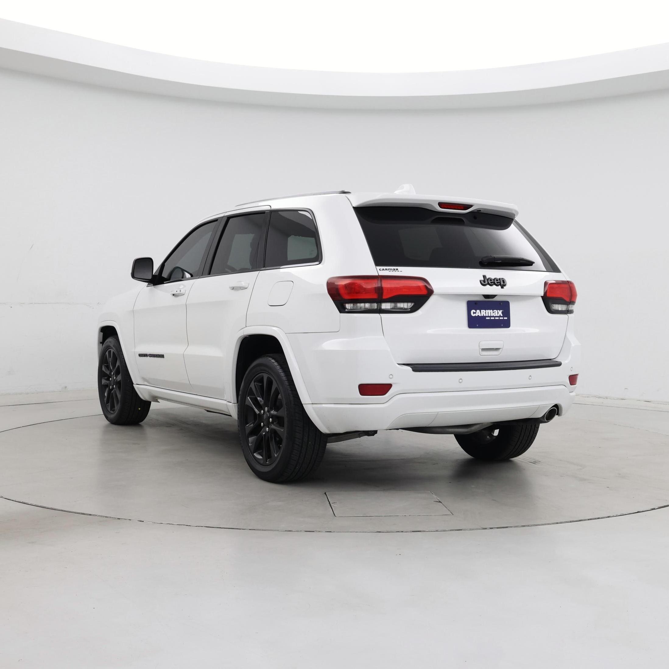 Thumbnail: 2020 Jeep Grand Cherokee - 2