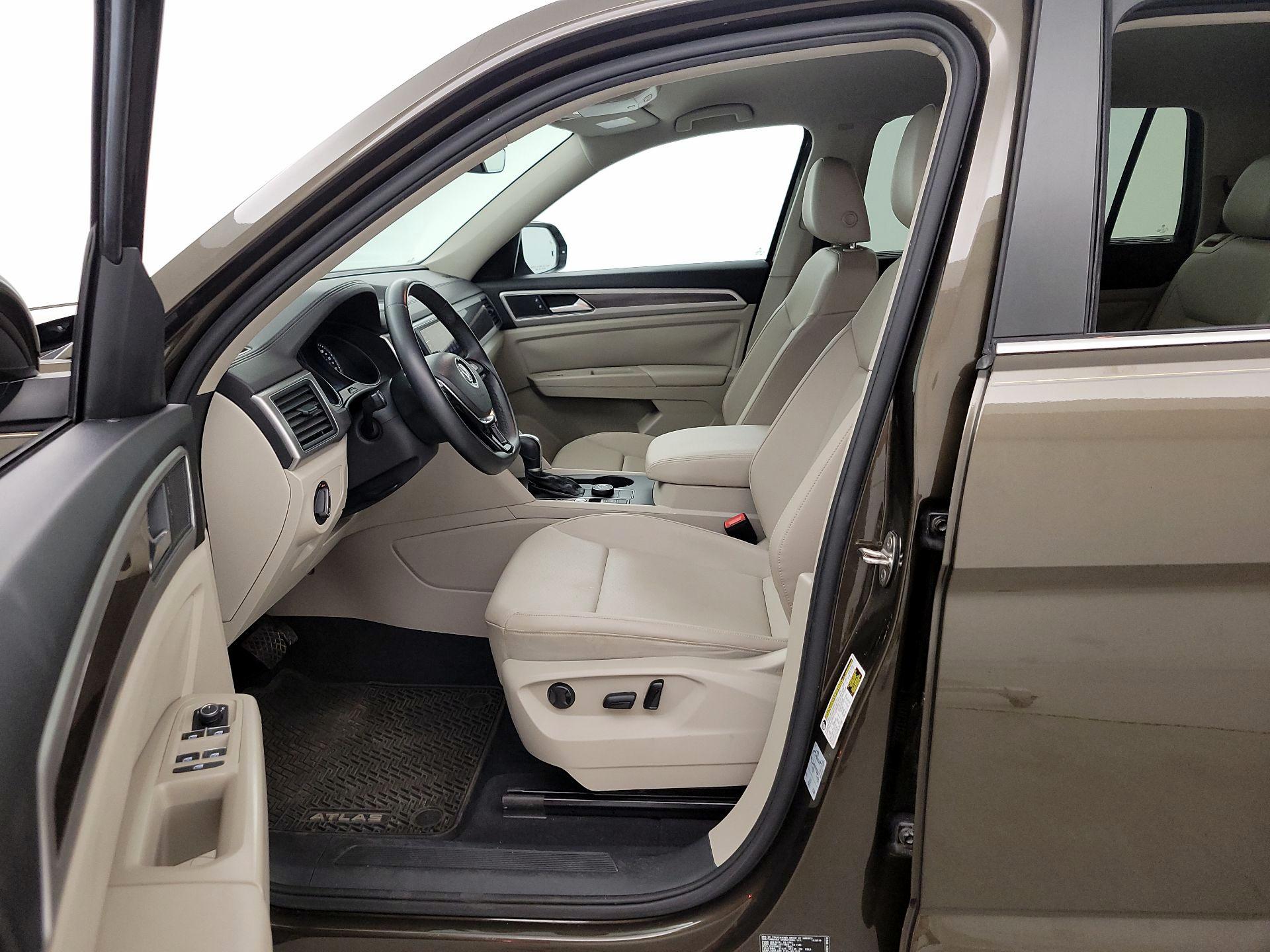 Thumbnail: 2019 Volkswagen Atlas - 11