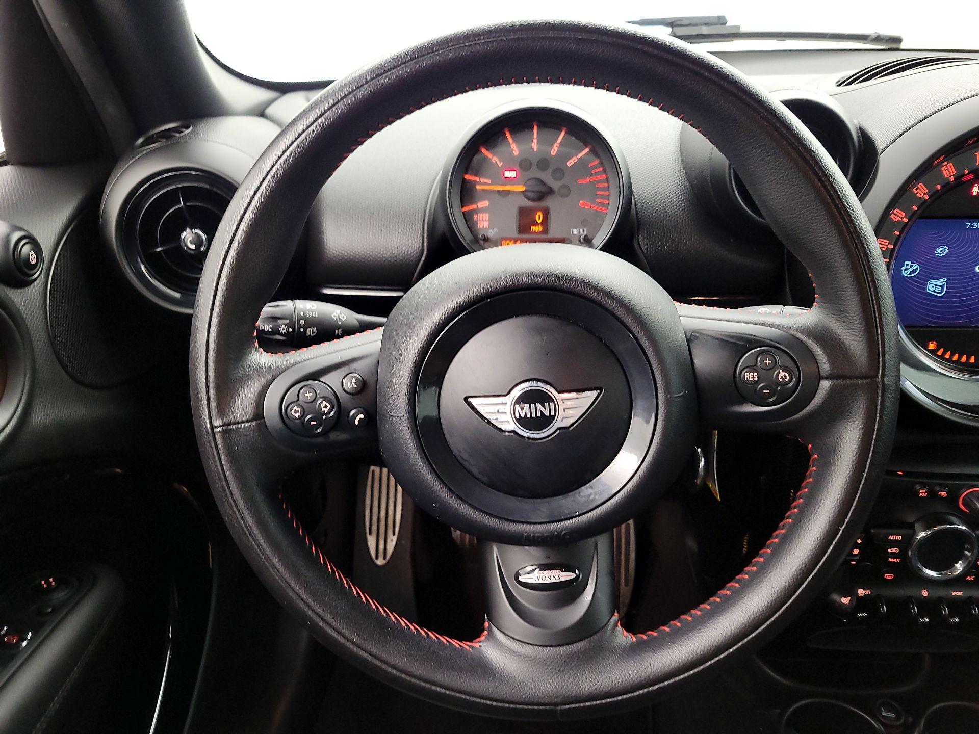 Thumbnail: 2016 MINI Cooper Countryman - 10