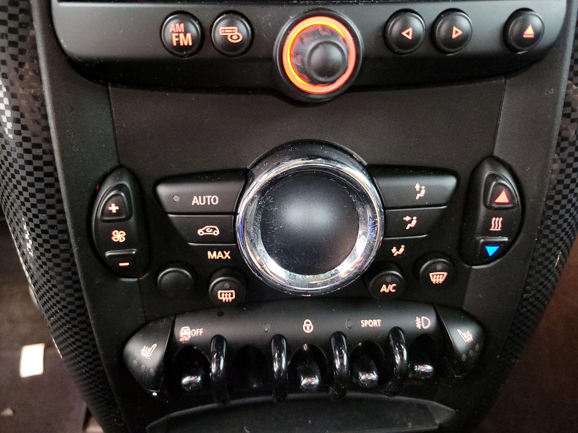 Thumbnail: 2016 MINI Cooper Countryman - 14
