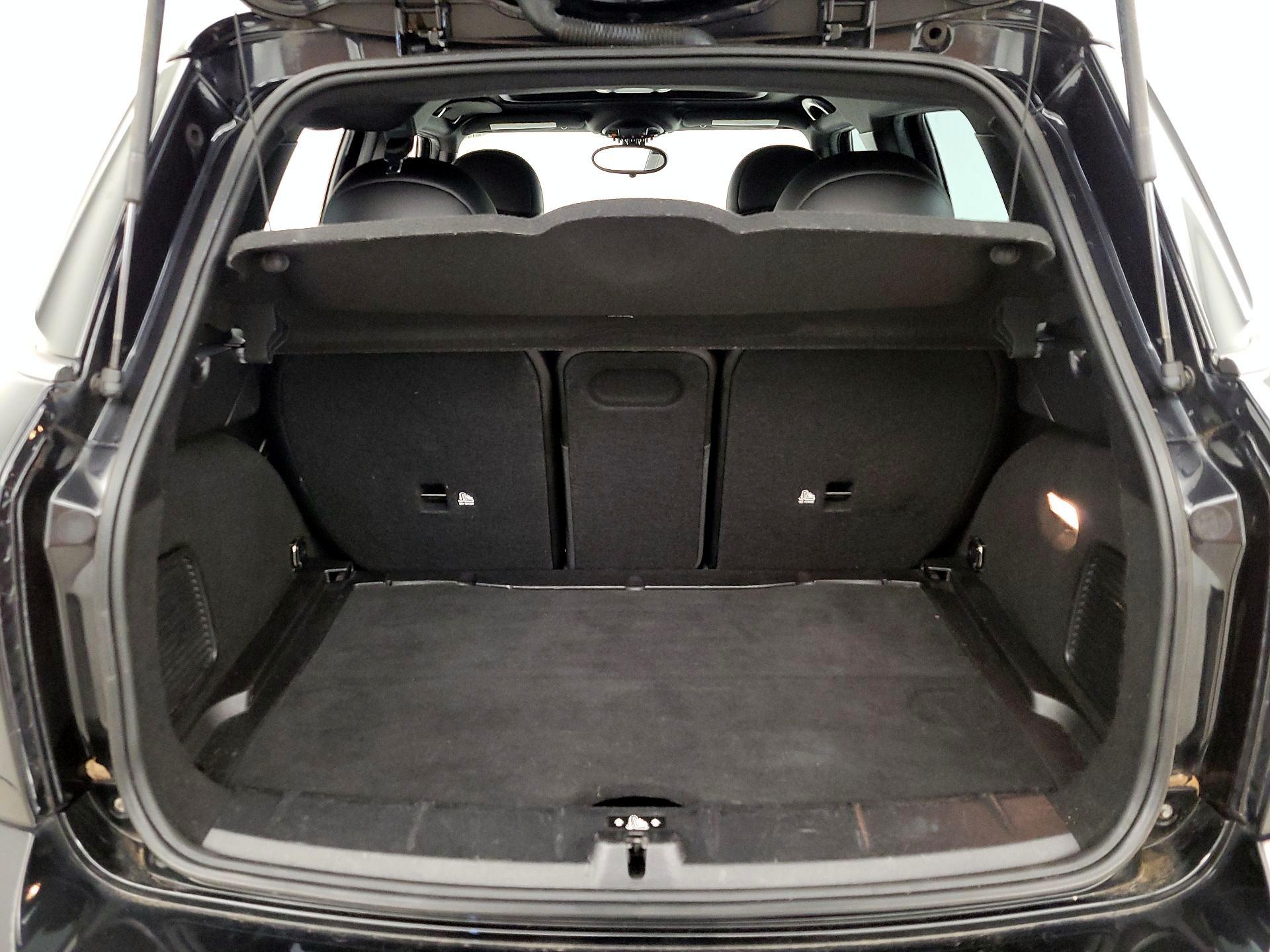 Thumbnail: 2016 MINI Cooper Countryman - 19