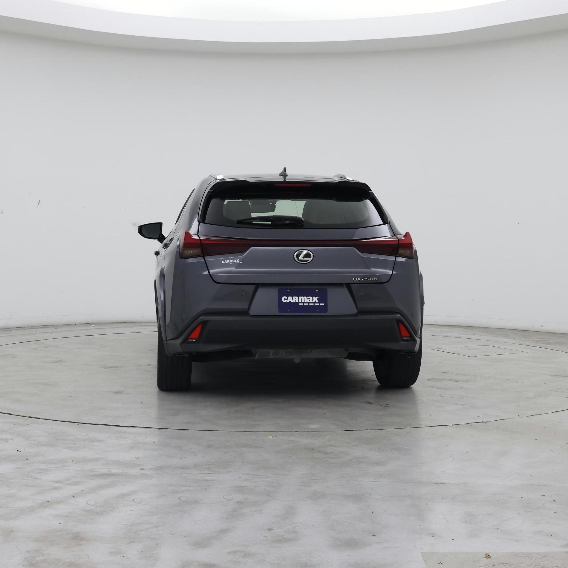 Thumbnail: 2023 Lexus UX - 6