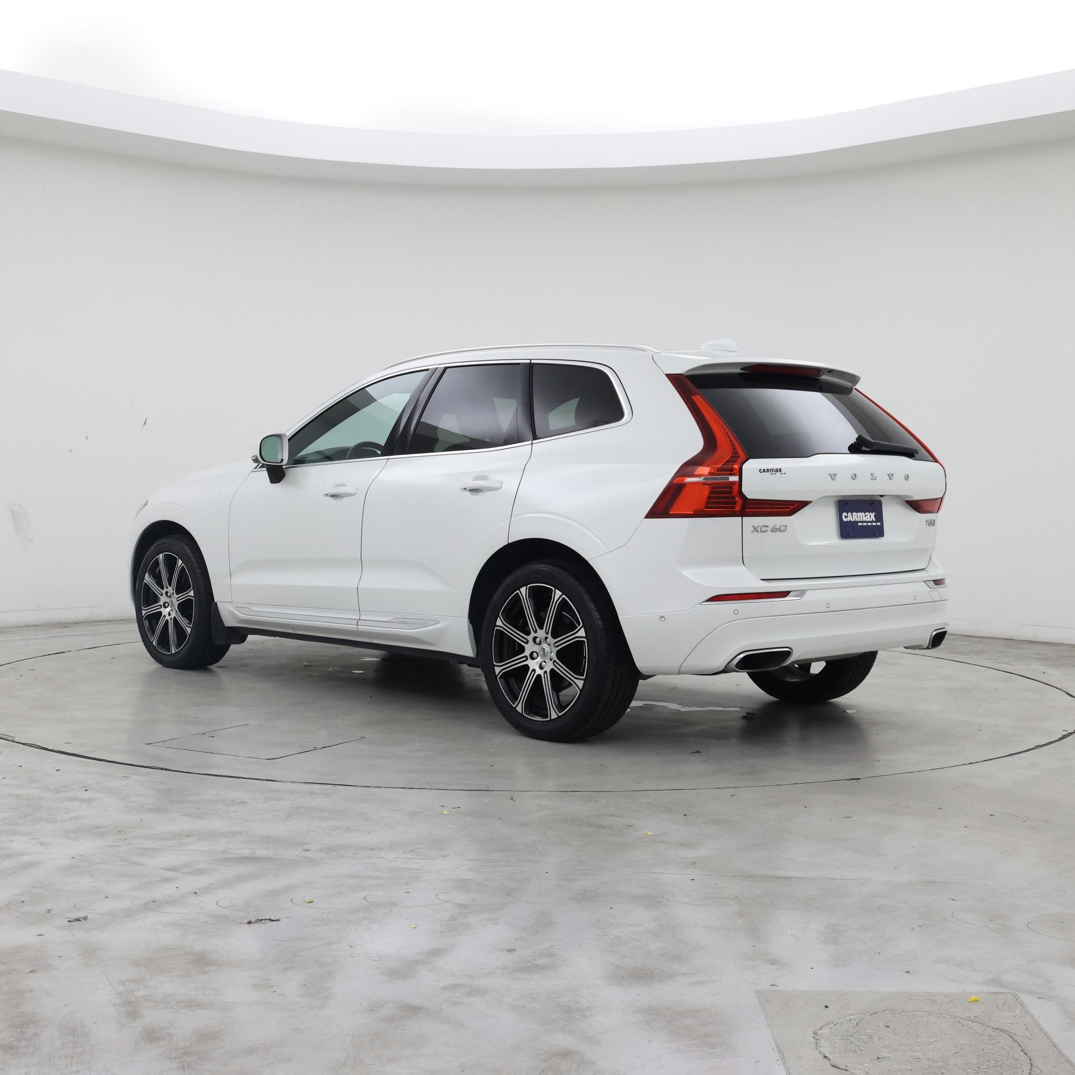 Thumbnail: 2019 Volvo XC60 - 2