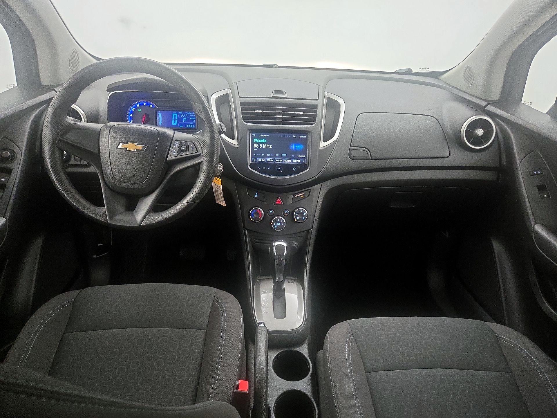 Thumbnail: 2016 Chevrolet Trax - 9