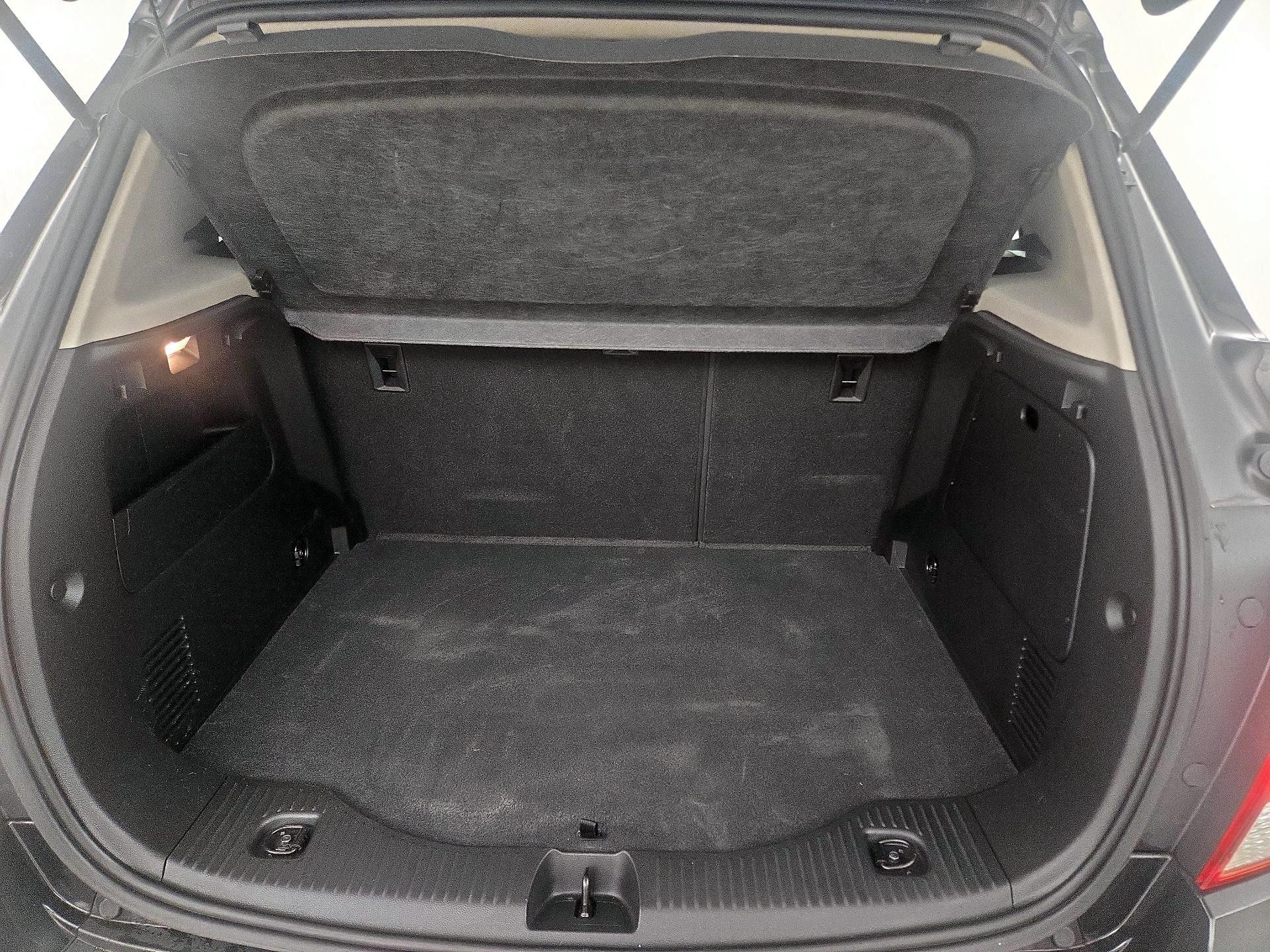 Thumbnail: 2016 Chevrolet Trax - 19