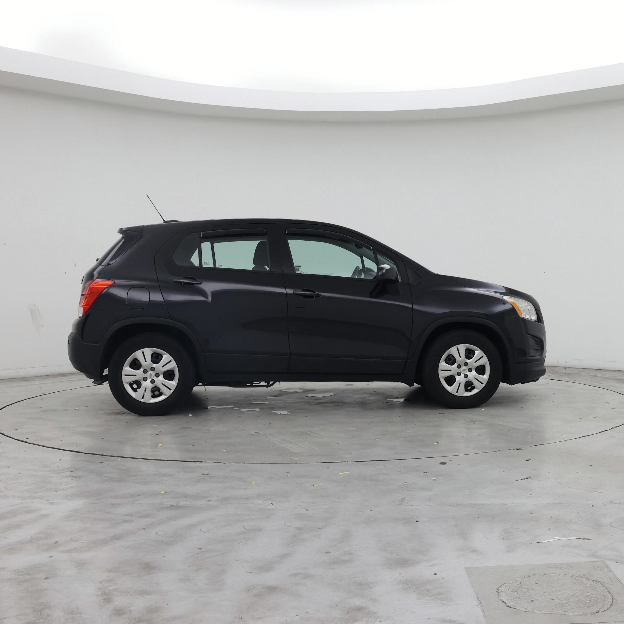 Thumbnail: 2016 Chevrolet Trax - 7