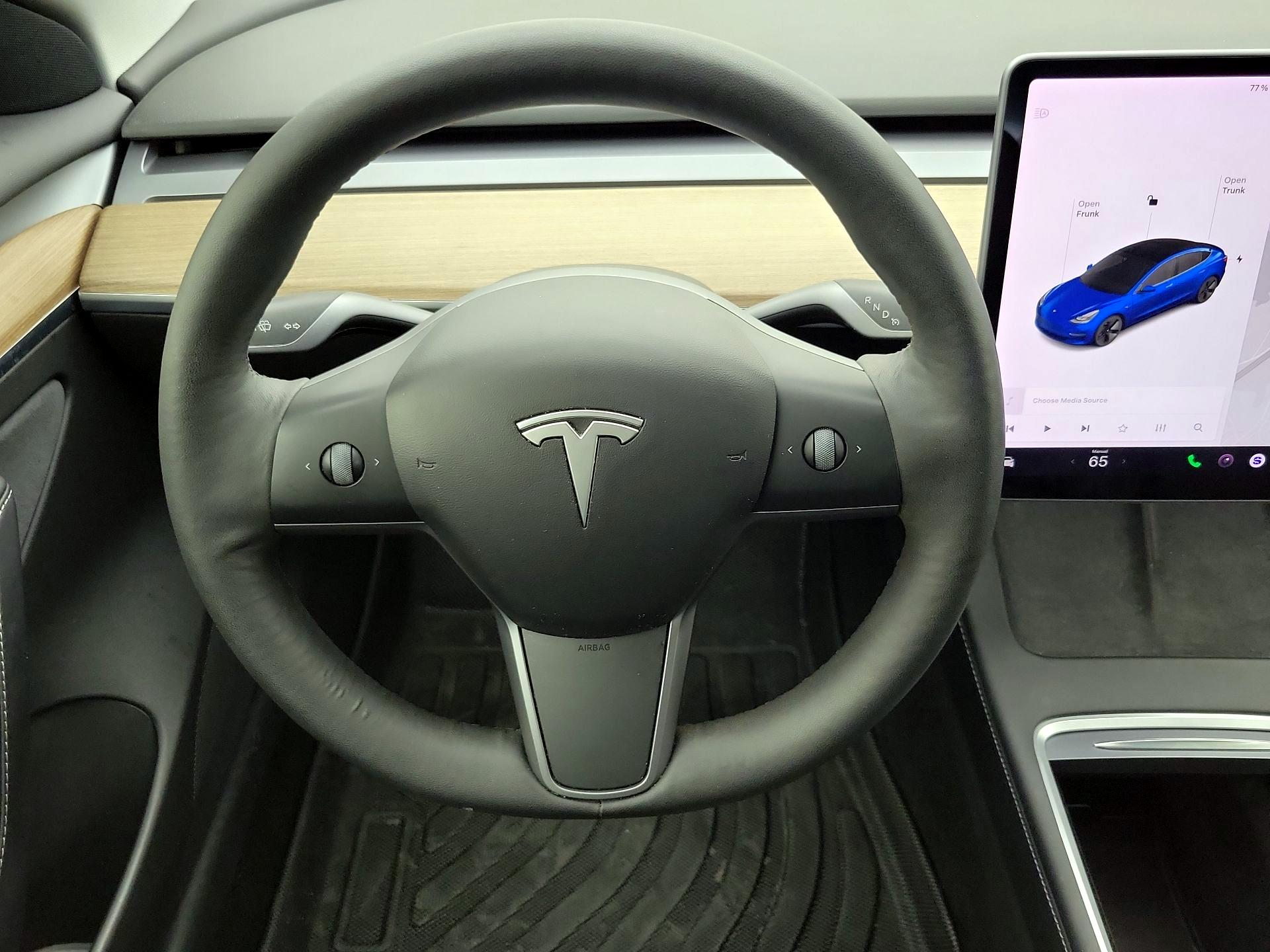 Thumbnail: 2021 Tesla Model 3 - 10