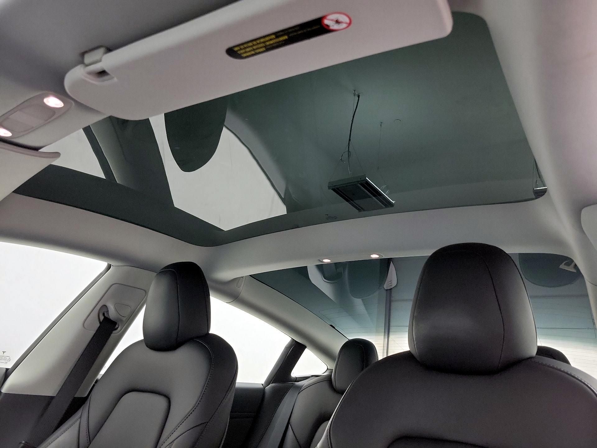 Thumbnail: 2021 Tesla Model 3 - 19