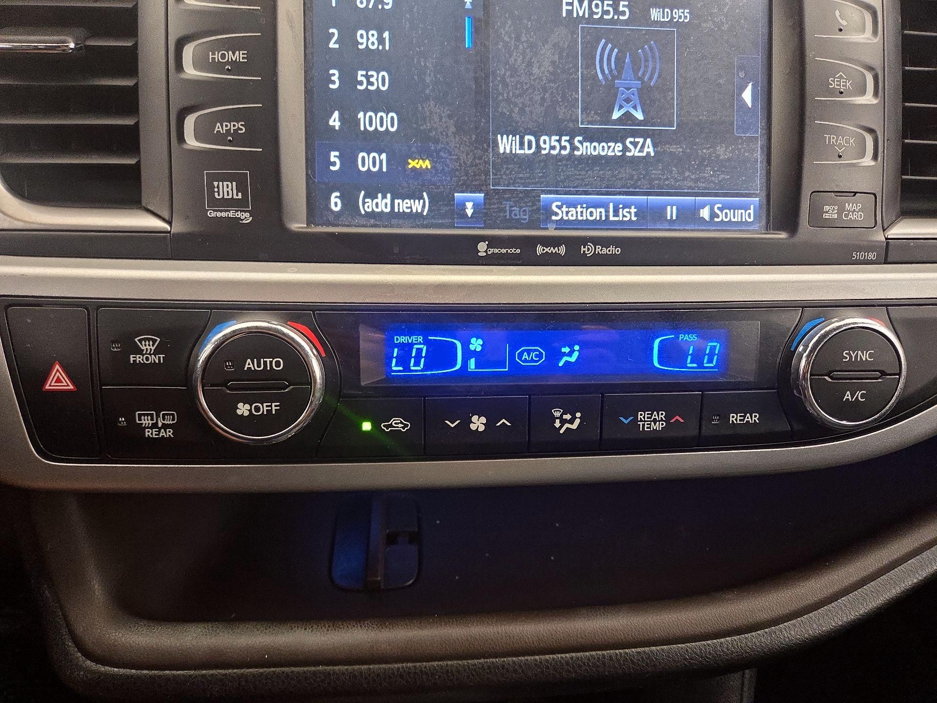 Thumbnail: 2017 Toyota Highlander - 16