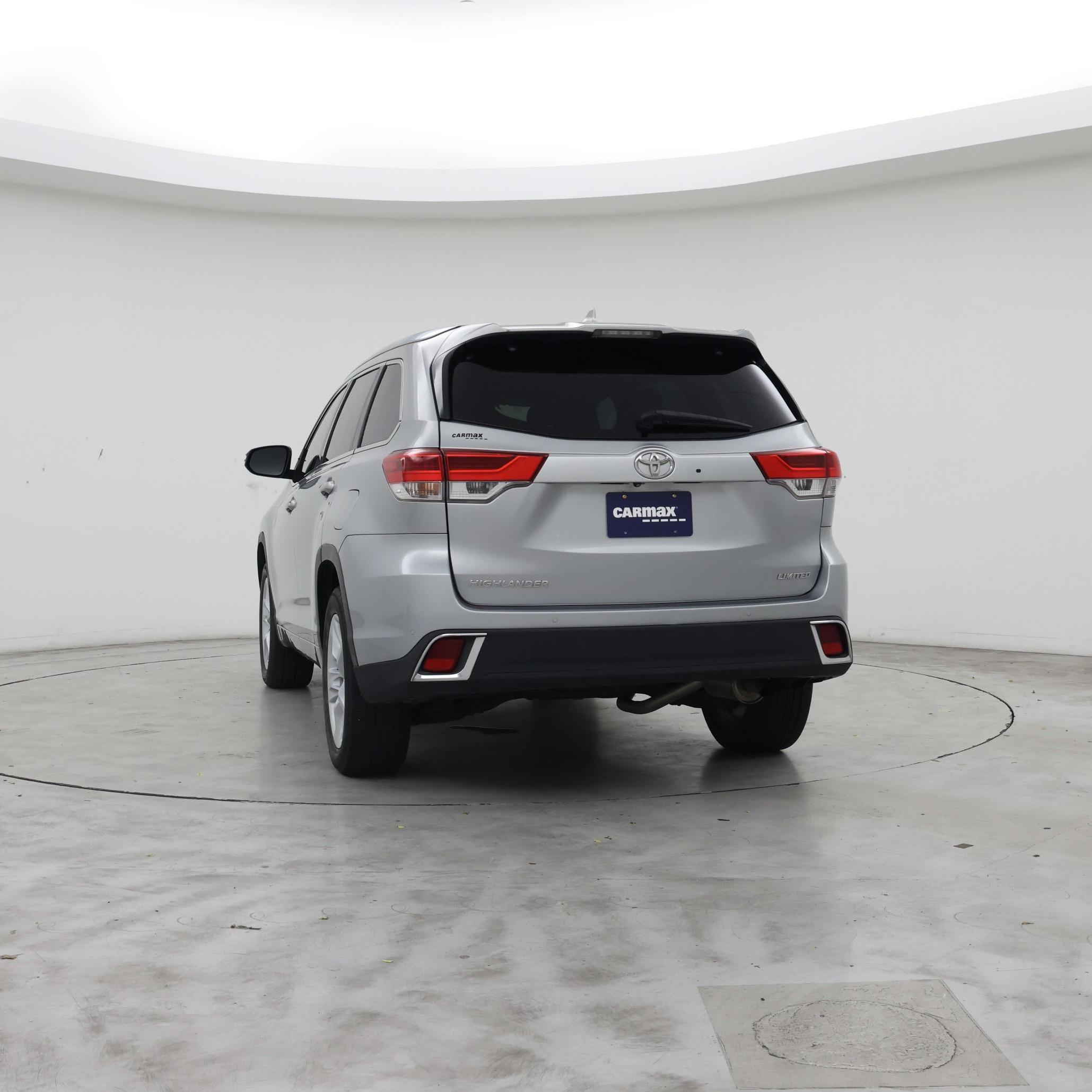Thumbnail: 2017 Toyota Highlander - 6