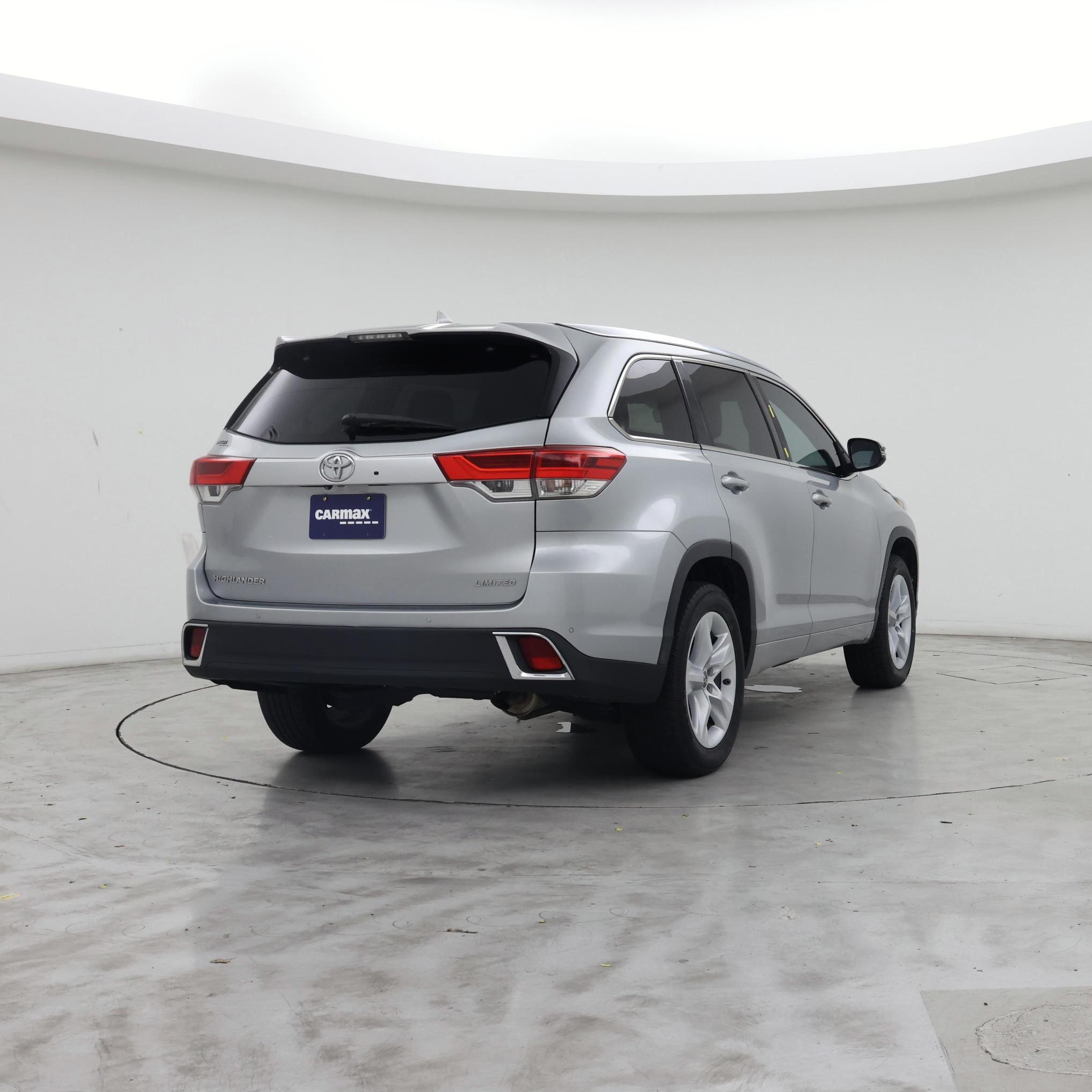 Thumbnail: 2017 Toyota Highlander - 8