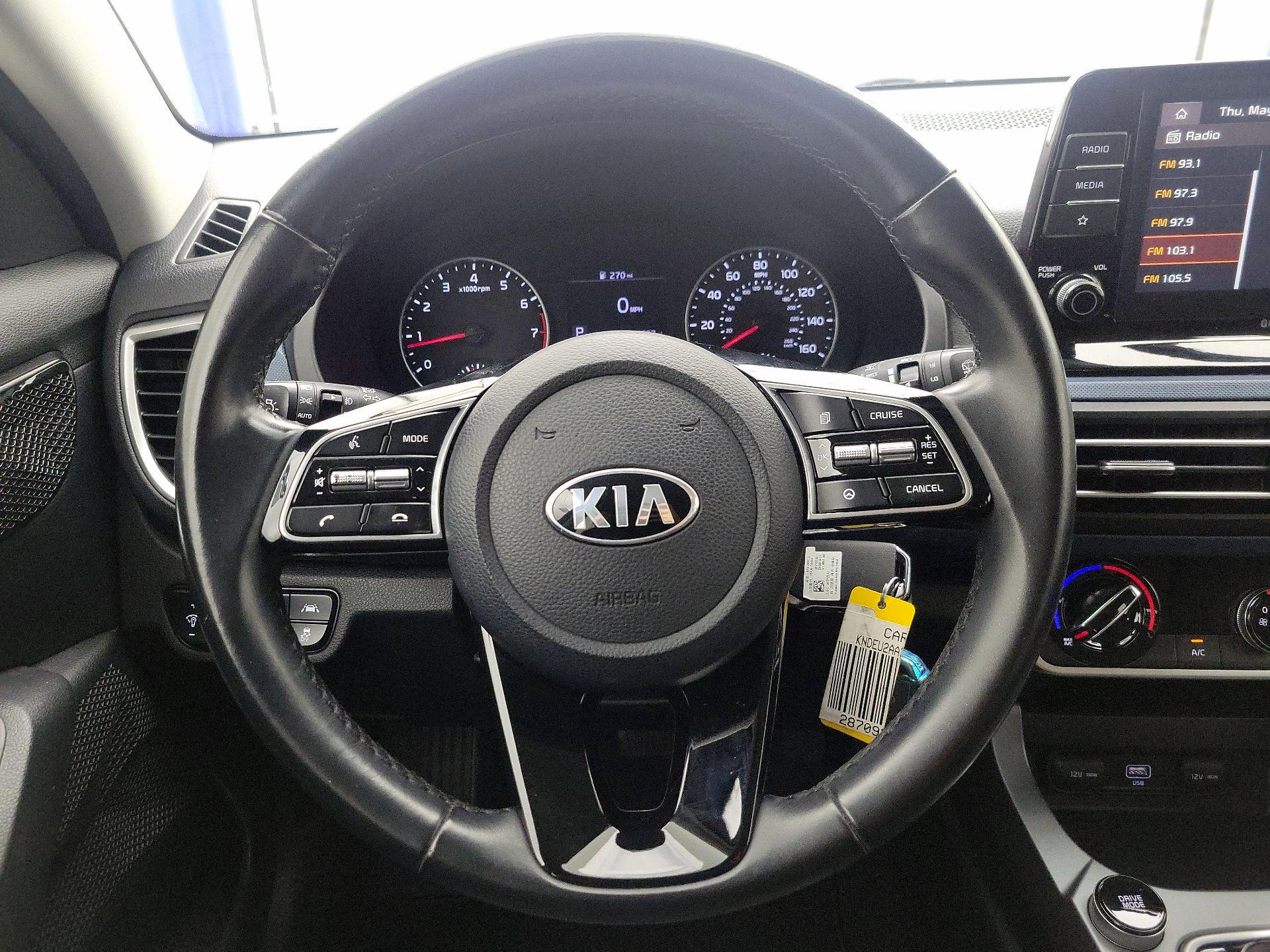 Thumbnail: 2021 Kia Seltos - 10