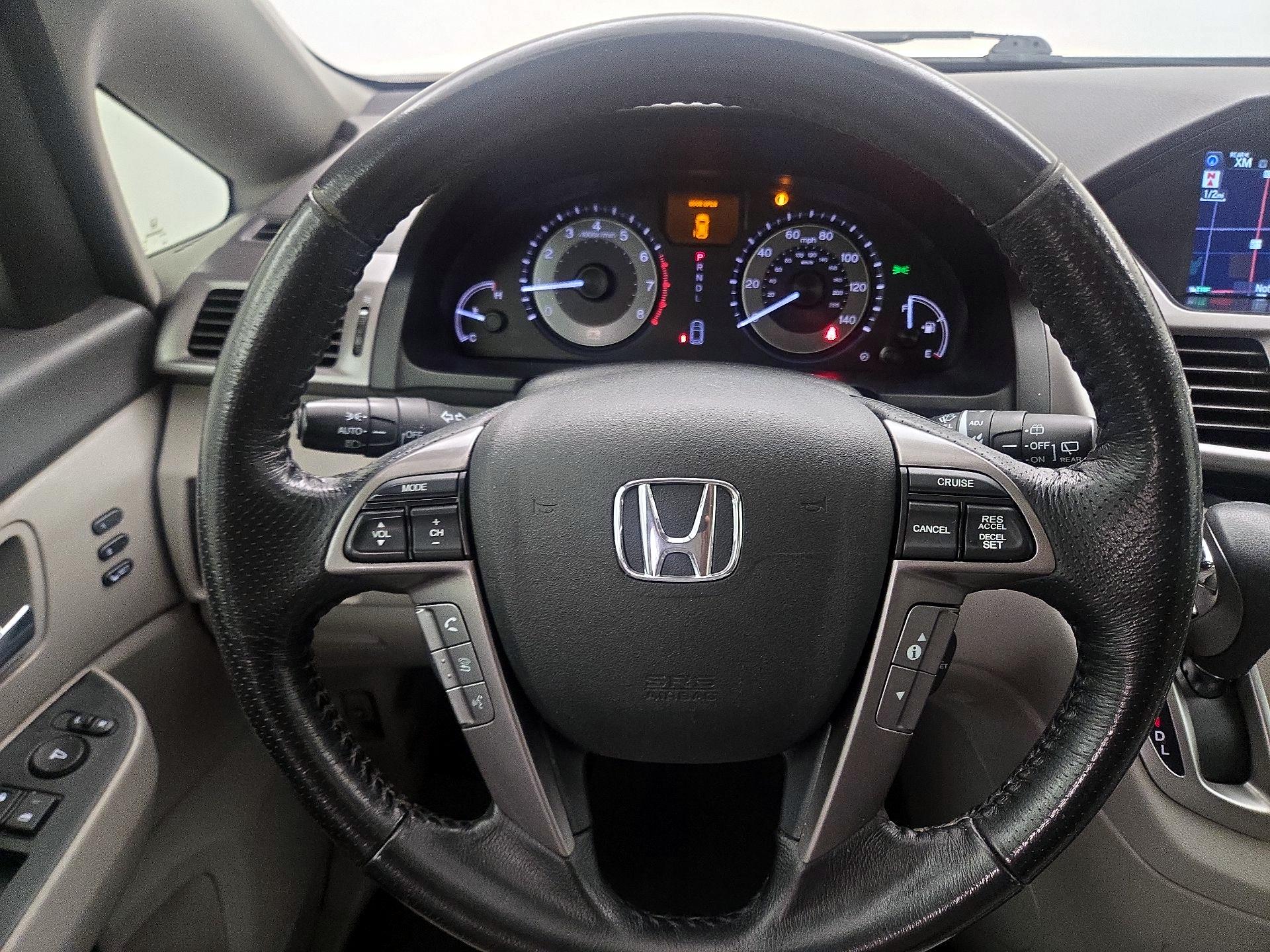 Thumbnail: 2015 Honda Odyssey - 10