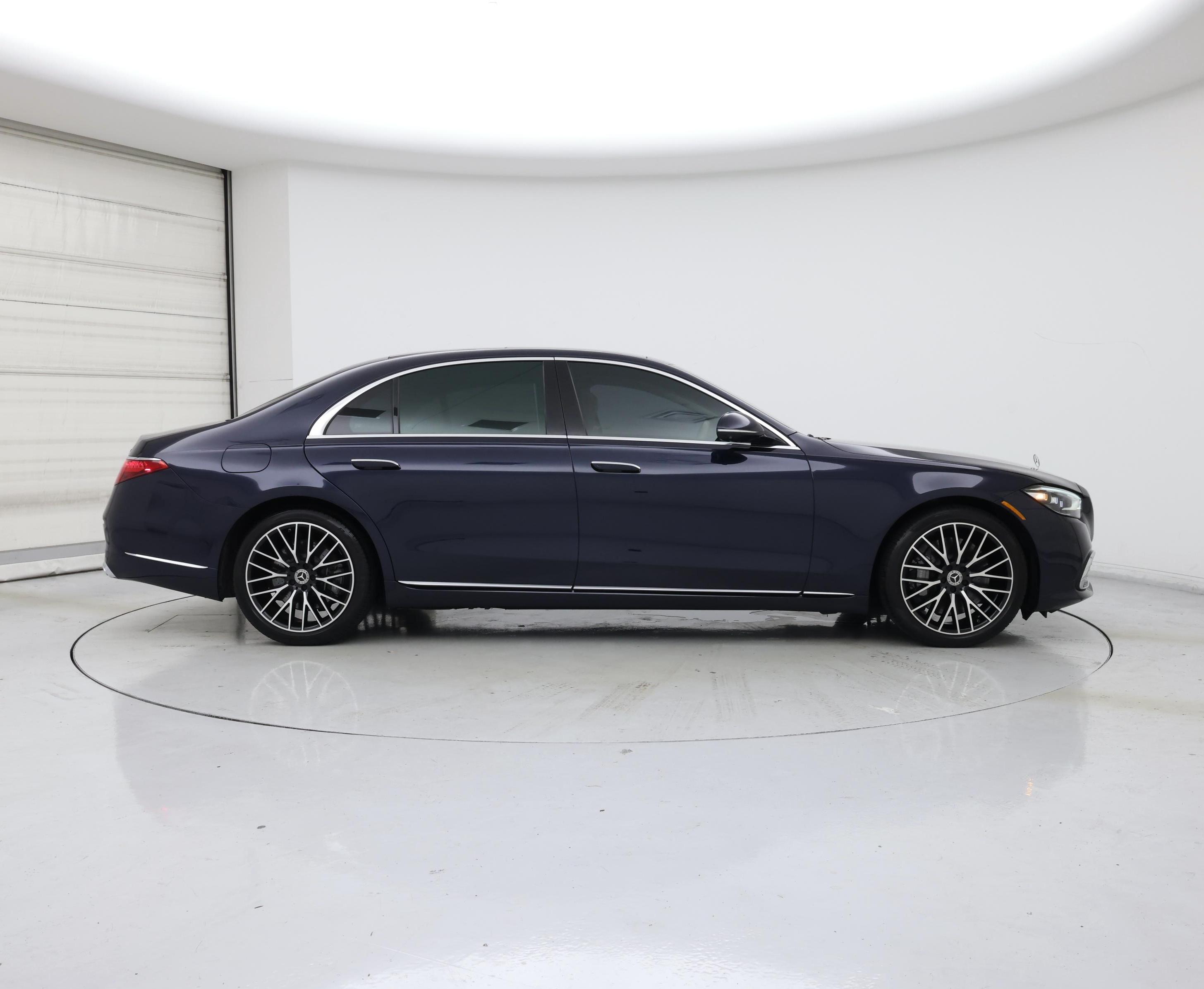 Thumbnail: 2022 Mercedes-Benz S-Class - 7