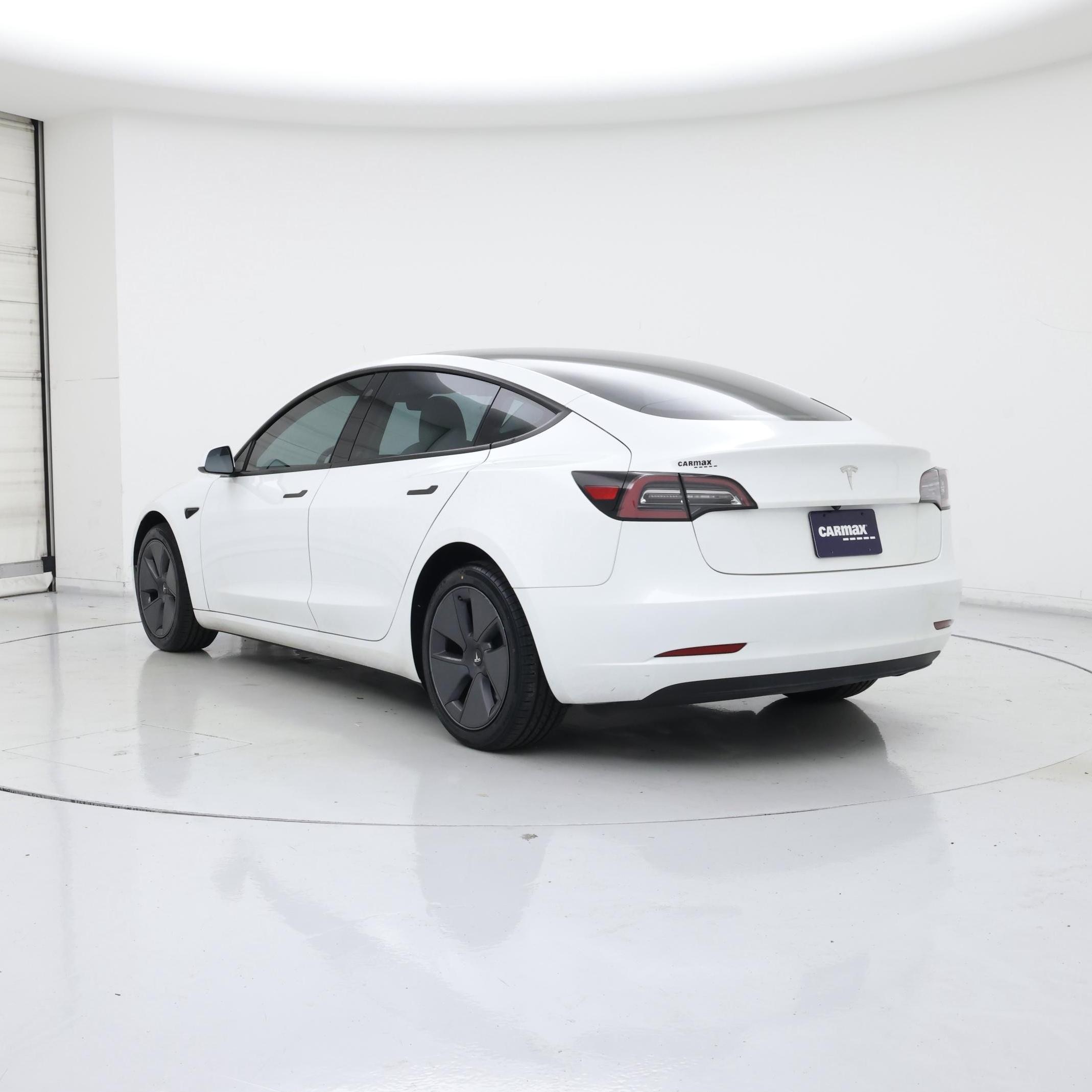 Thumbnail: 2023 Tesla Model 3 - 2