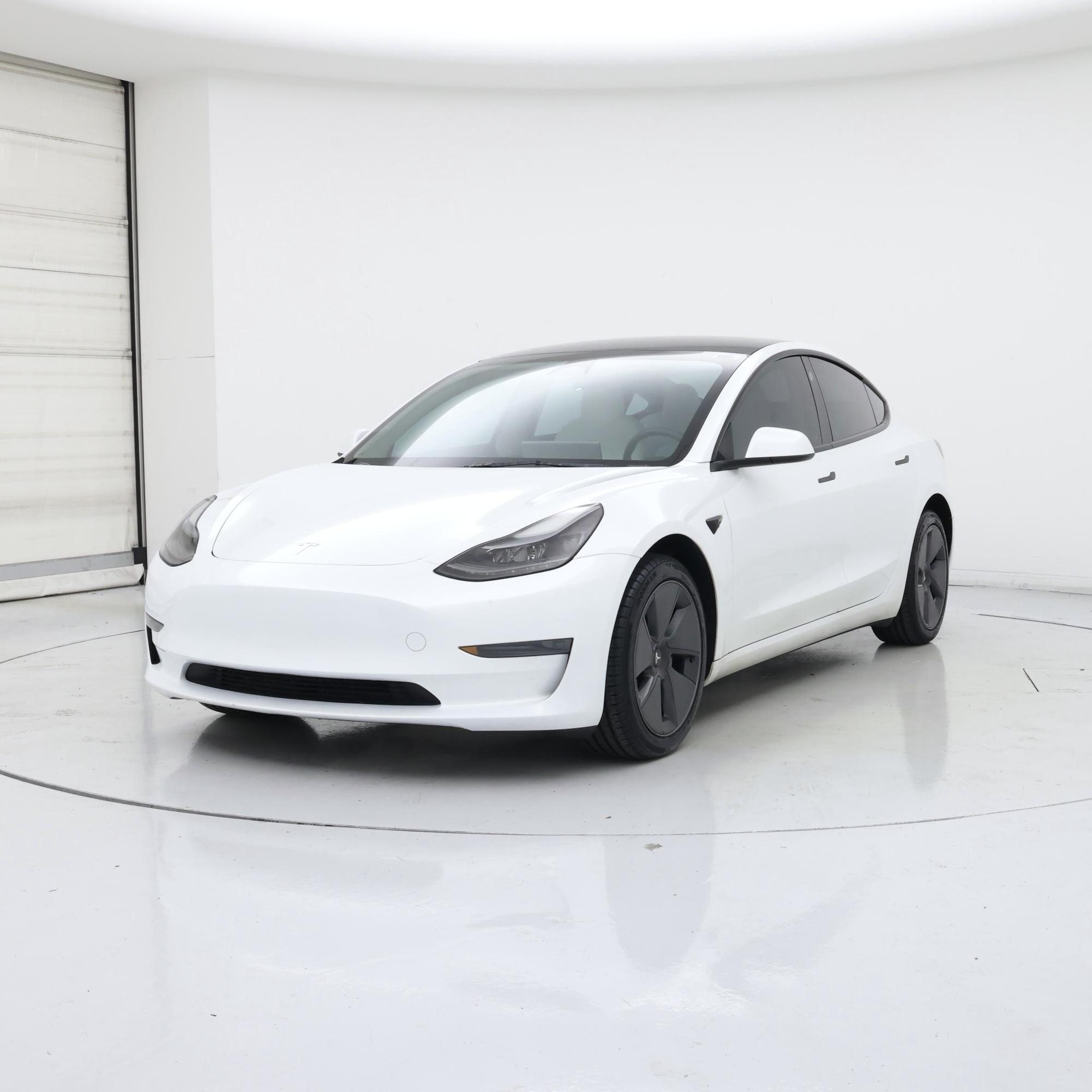 Thumbnail: 2023 Tesla Model 3 - 4