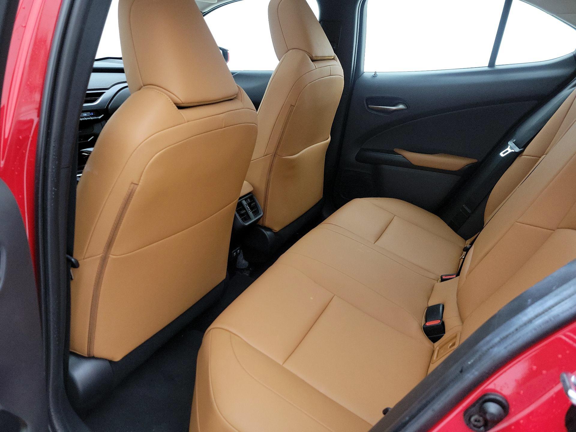 Thumbnail: 2020 Lexus UX - 20