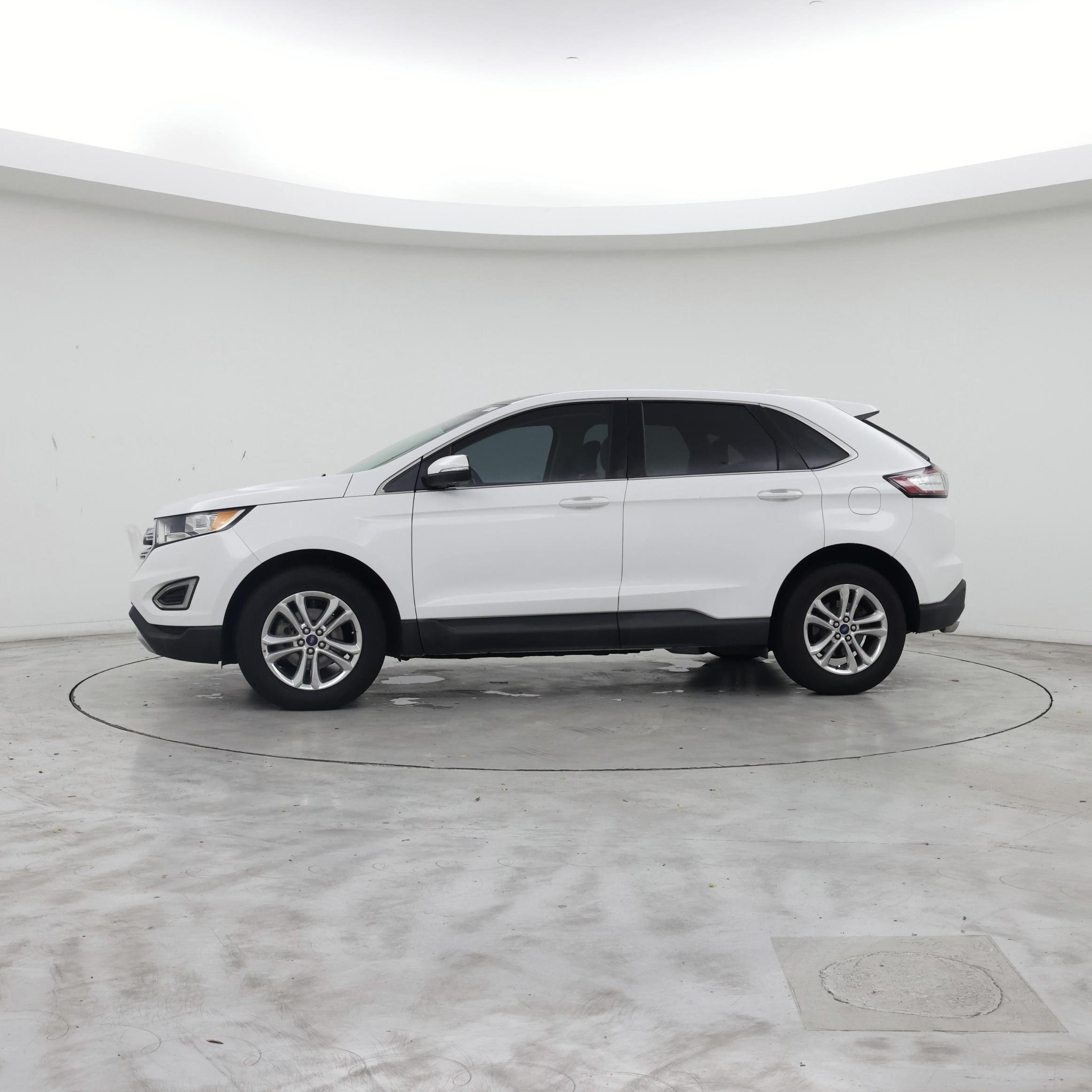 Thumbnail: 2017 Ford Edge - 3