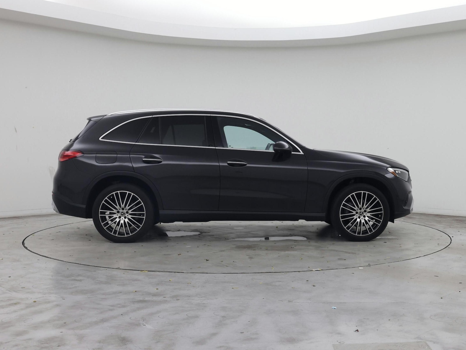2023 Mercedes-Benz GLC GLC 300 - Photo 8