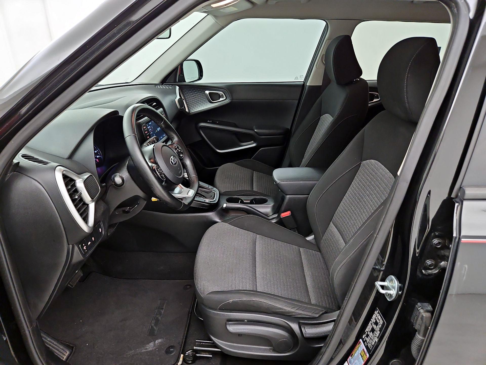 Thumbnail: 2020 Kia Soul - 9