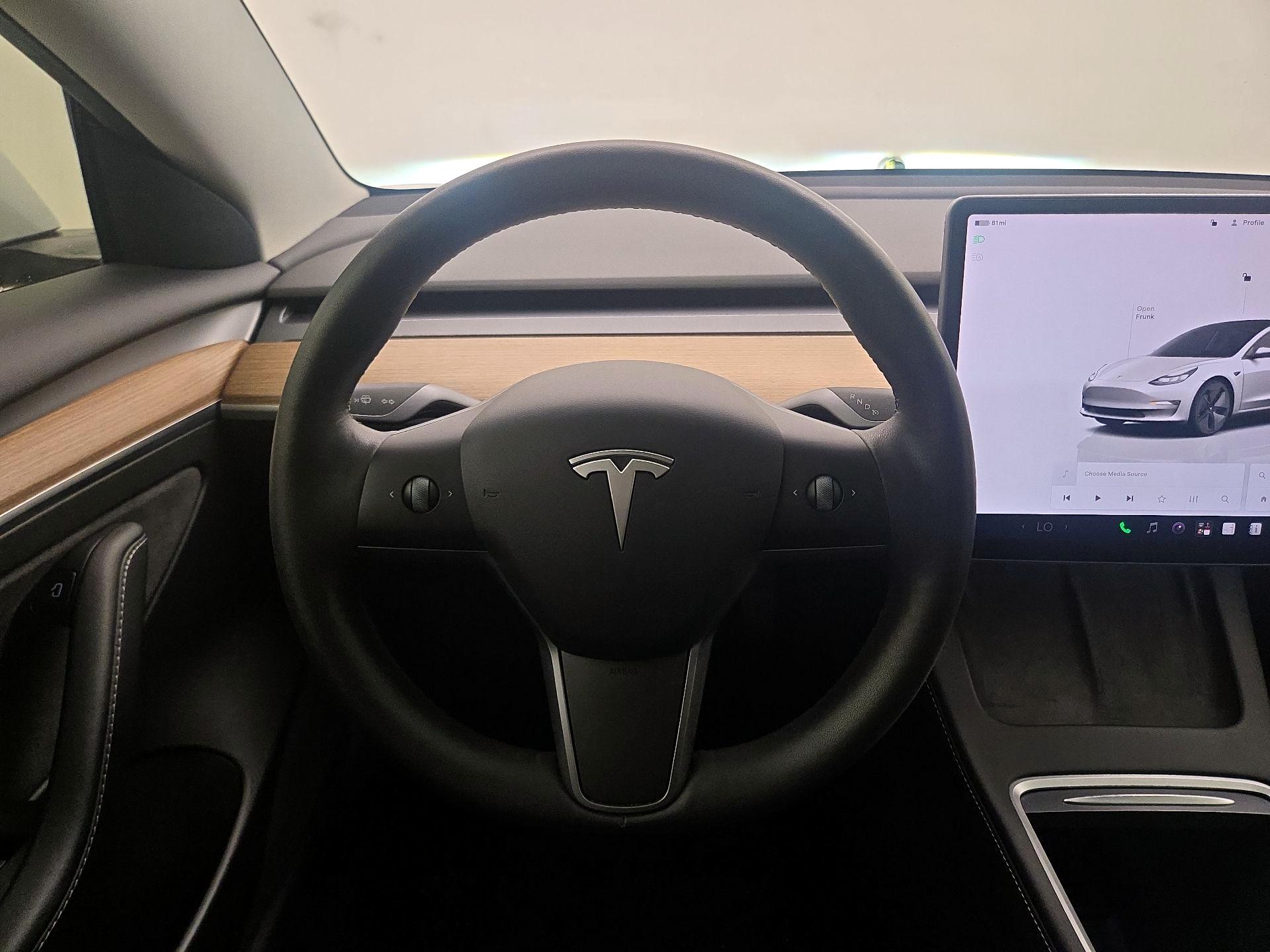 Thumbnail: 2022 Tesla Model 3 - 10