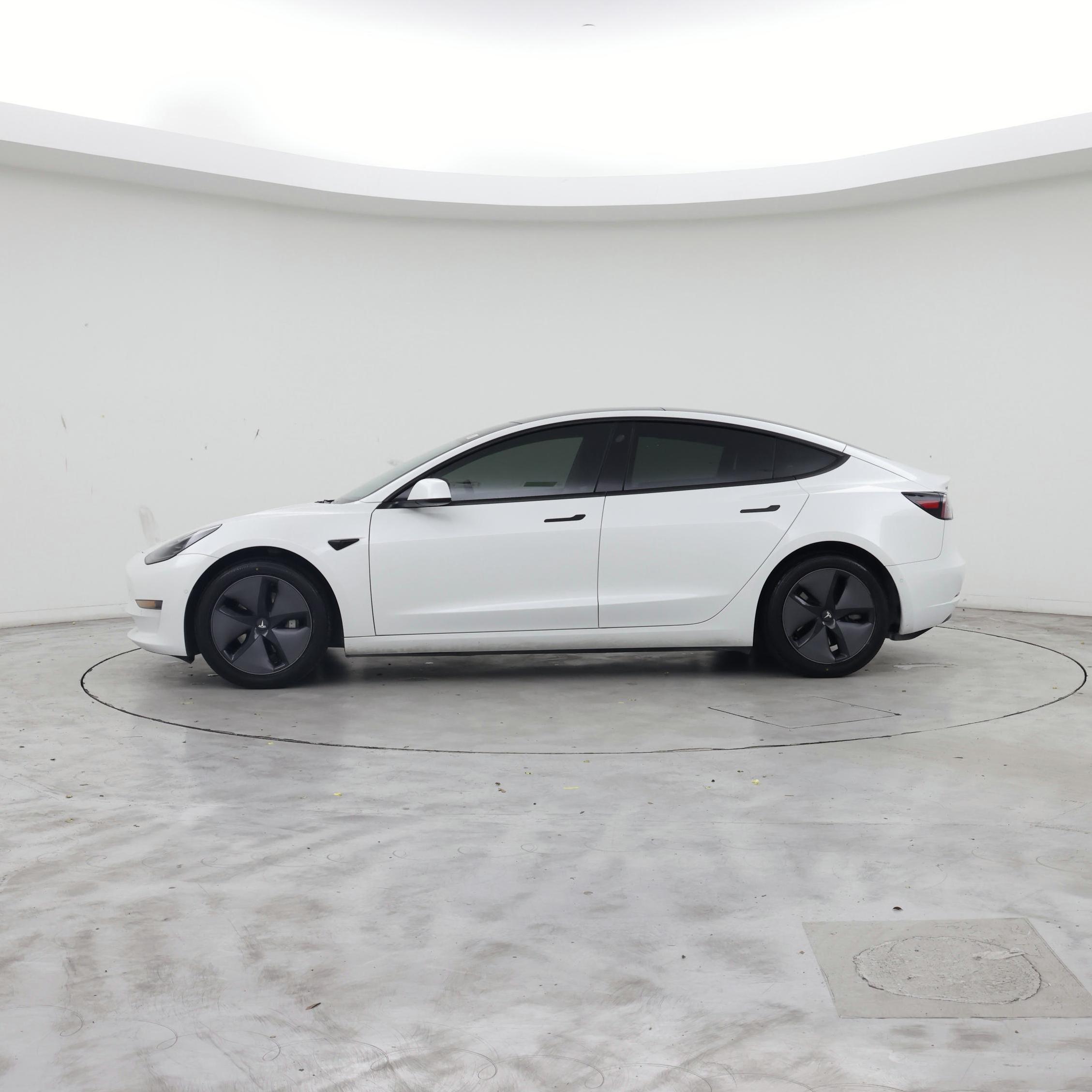 Thumbnail: 2022 Tesla Model 3 - 3