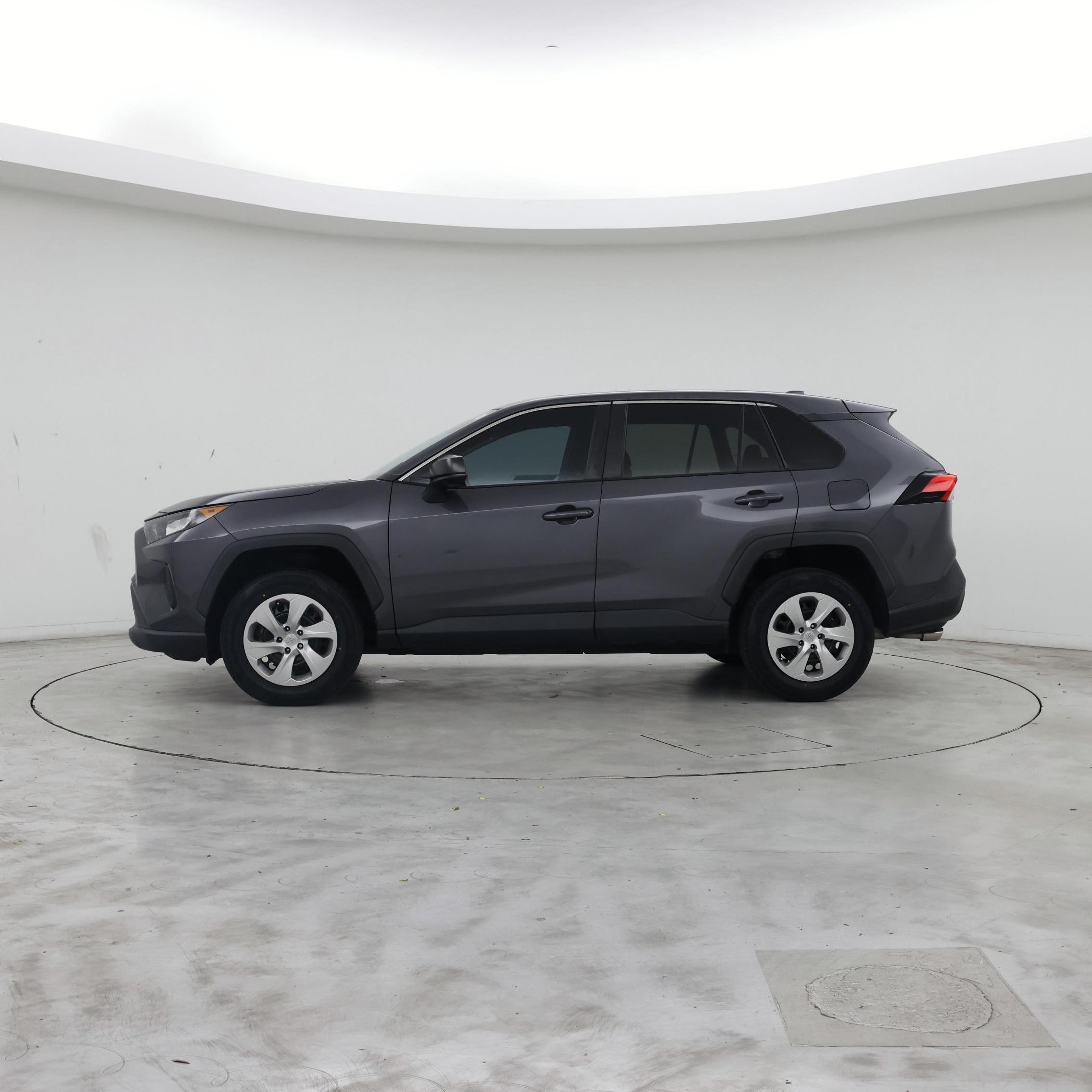 Thumbnail: 2022 Toyota RAV4 - 3