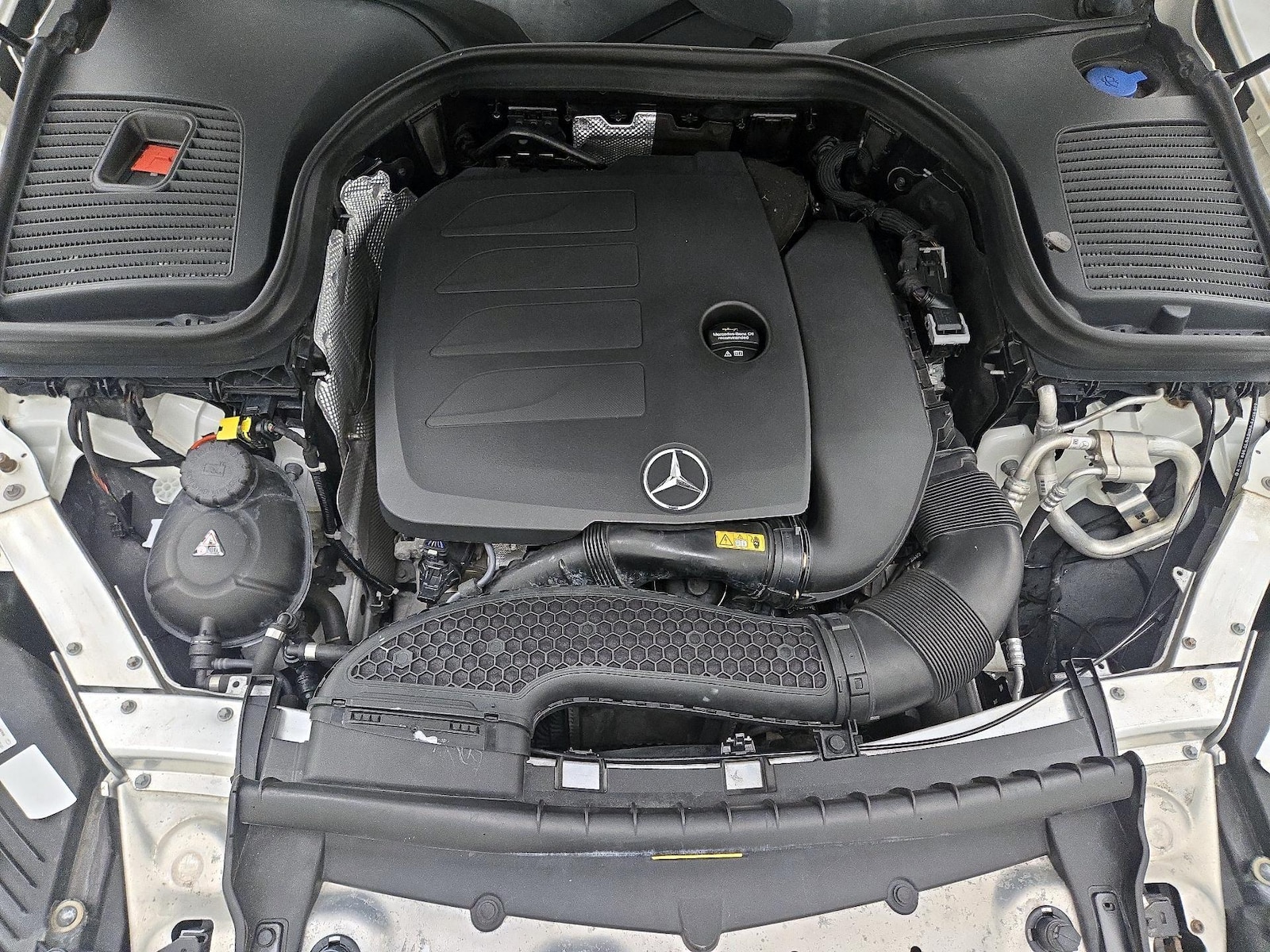 2020 Mercedes-Benz GLC GLC300 - Photo 22