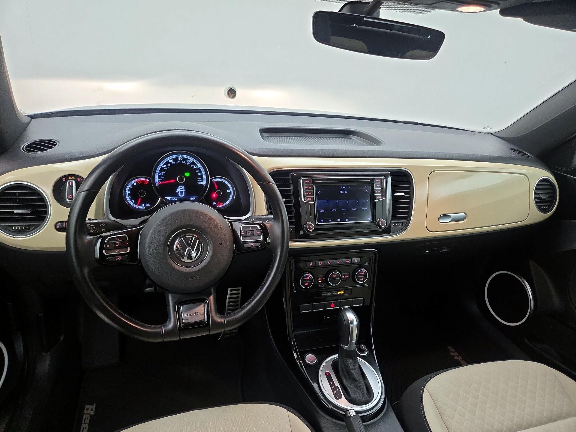 Thumbnail: 2019 Volkswagen Beetle - 9