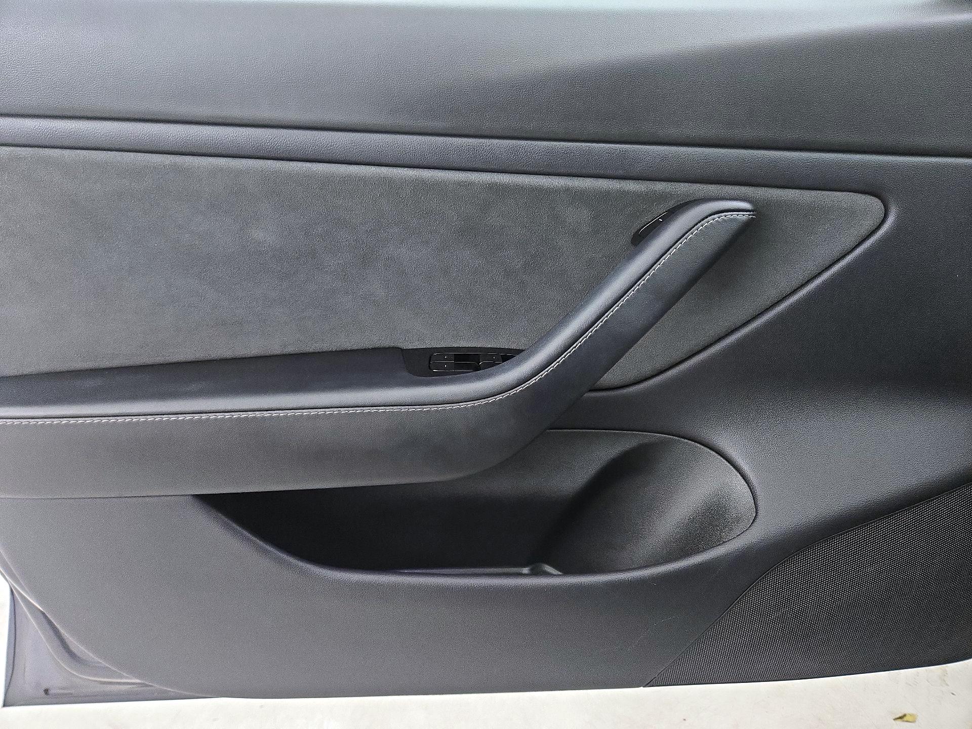 Thumbnail: 2019 Tesla Model 3 - 12