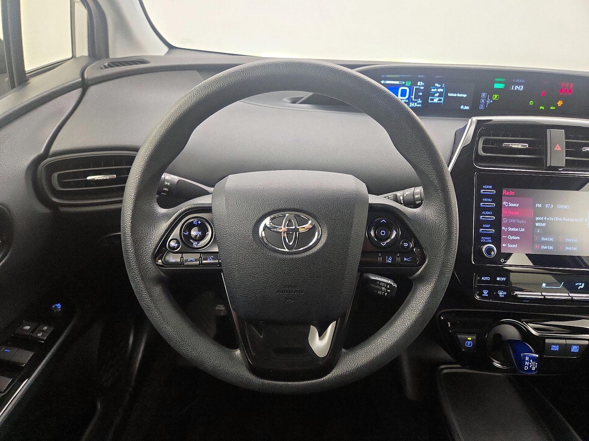 Thumbnail: 2022 Toyota Prius - 10