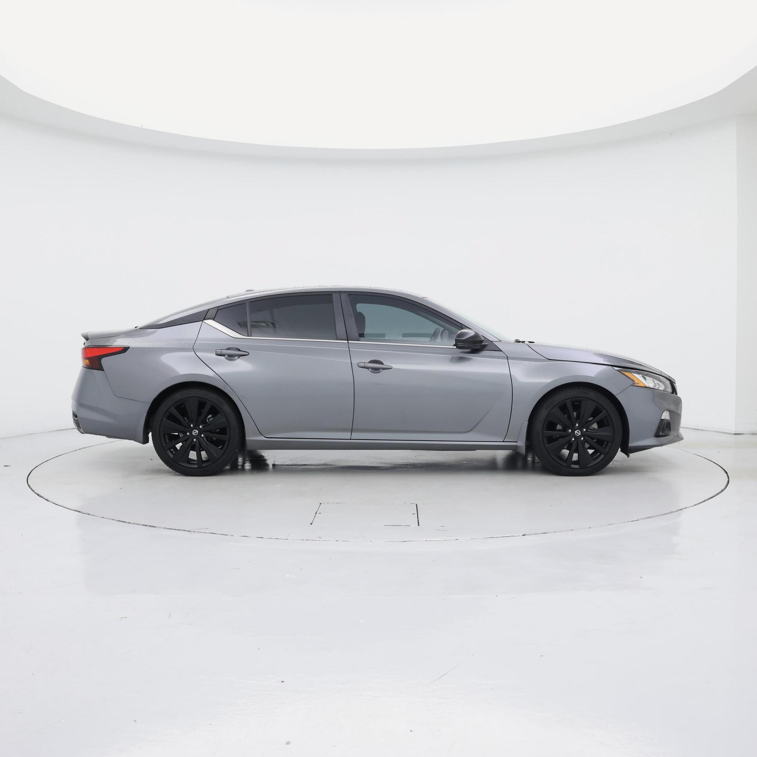 Thumbnail: 2022 Nissan Altima - 7