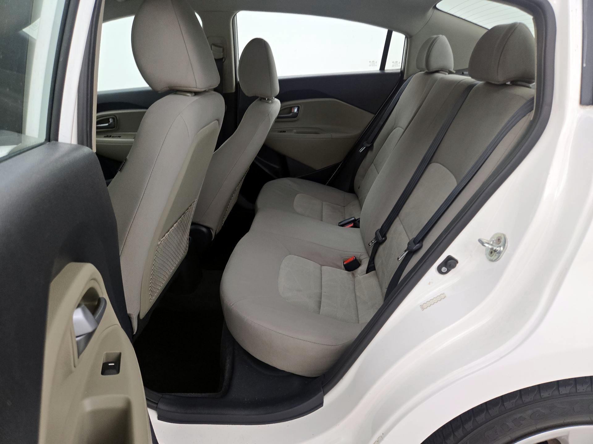 Thumbnail: 2016 Kia Rio - 18