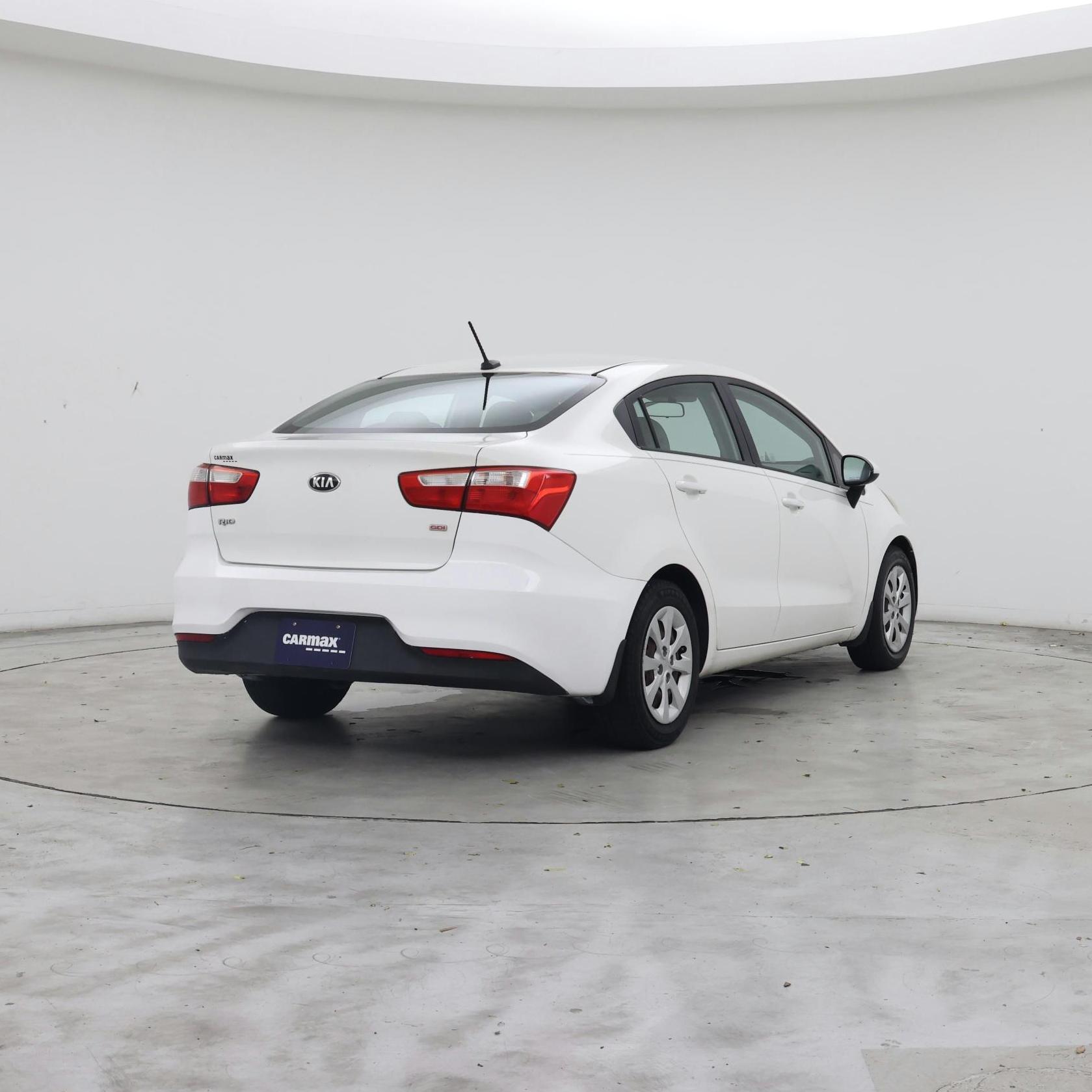 Thumbnail: 2016 Kia Rio - 8